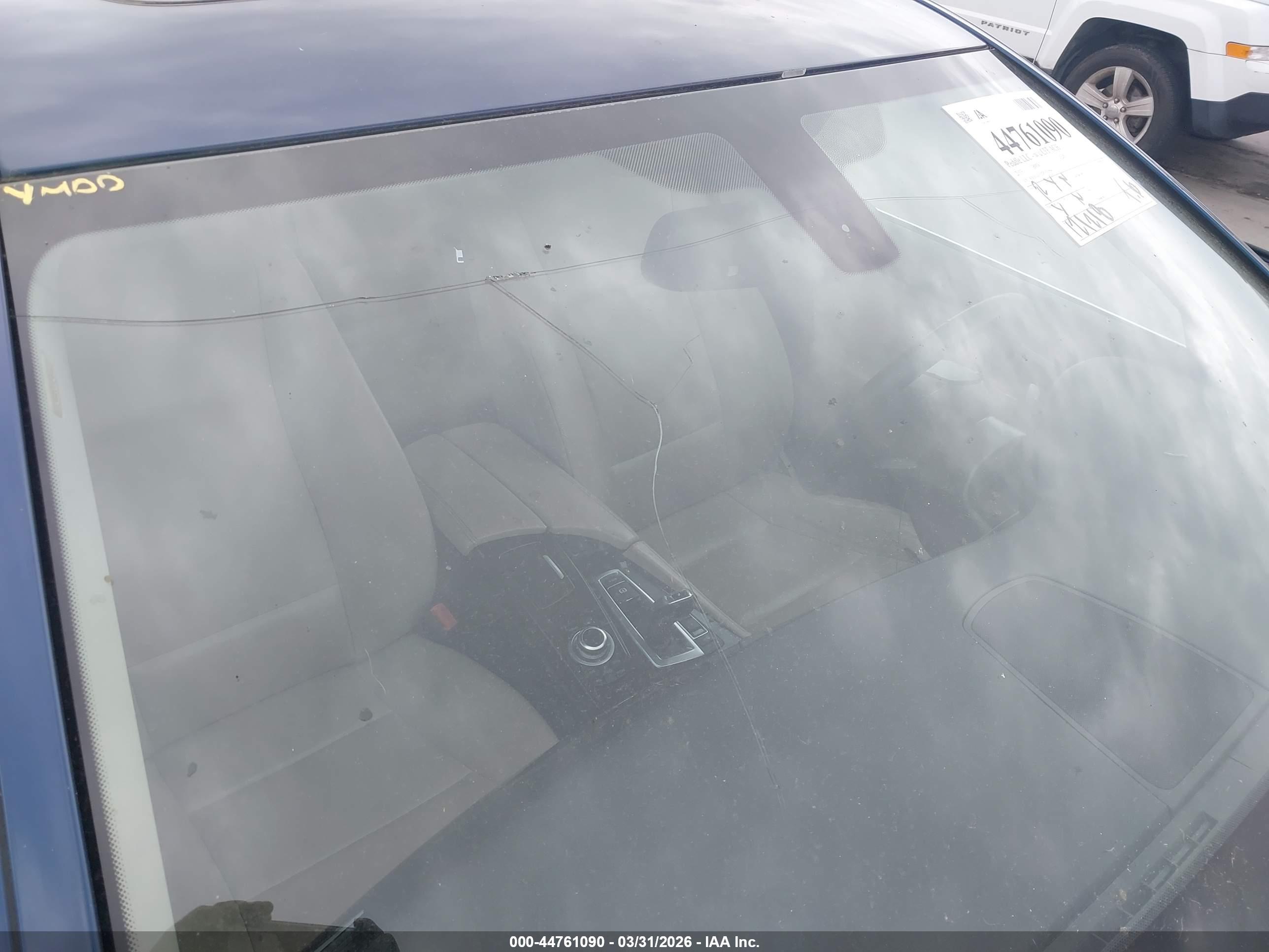 BMW 528I image 6