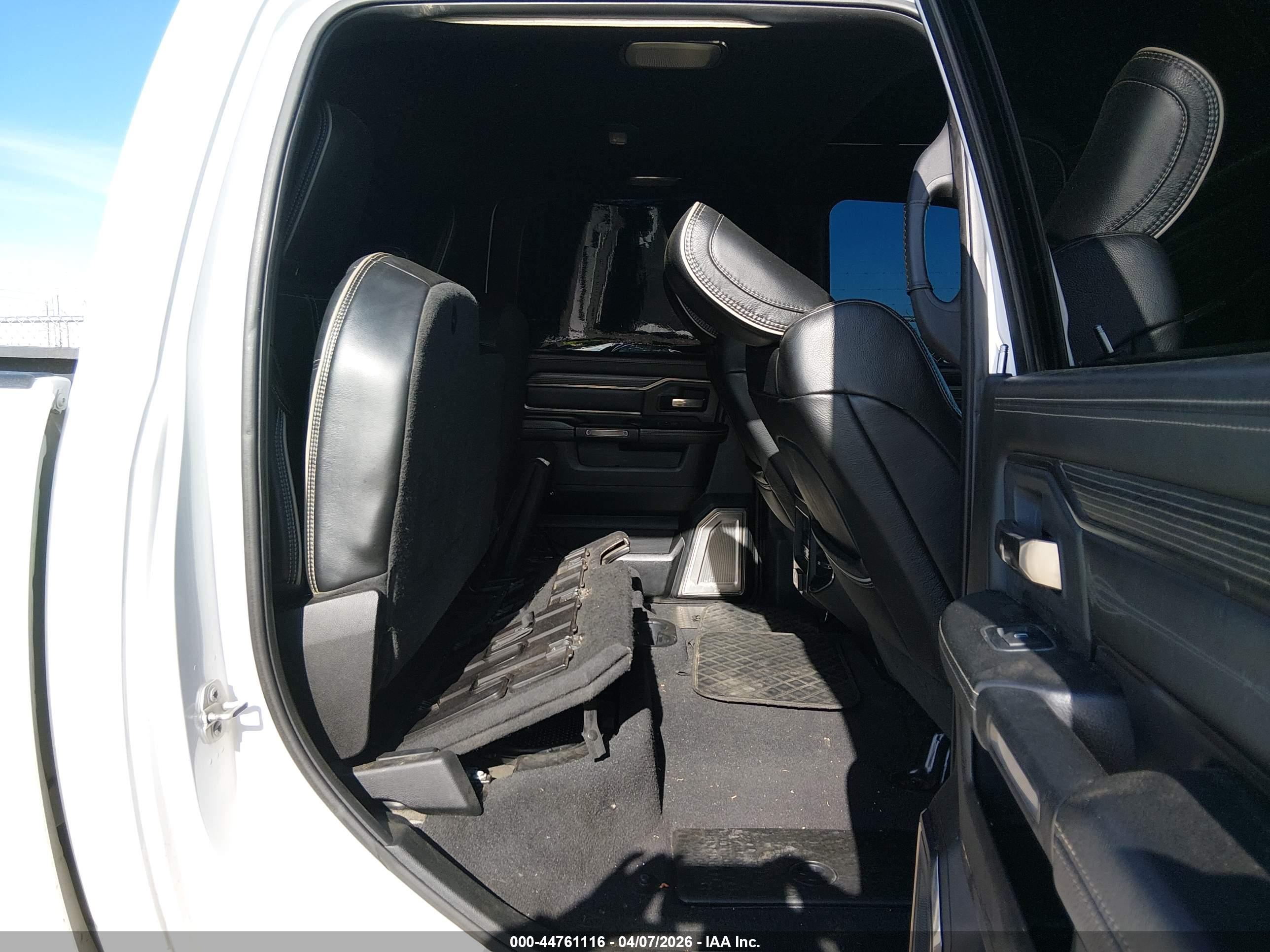 RAM 3500 image 8