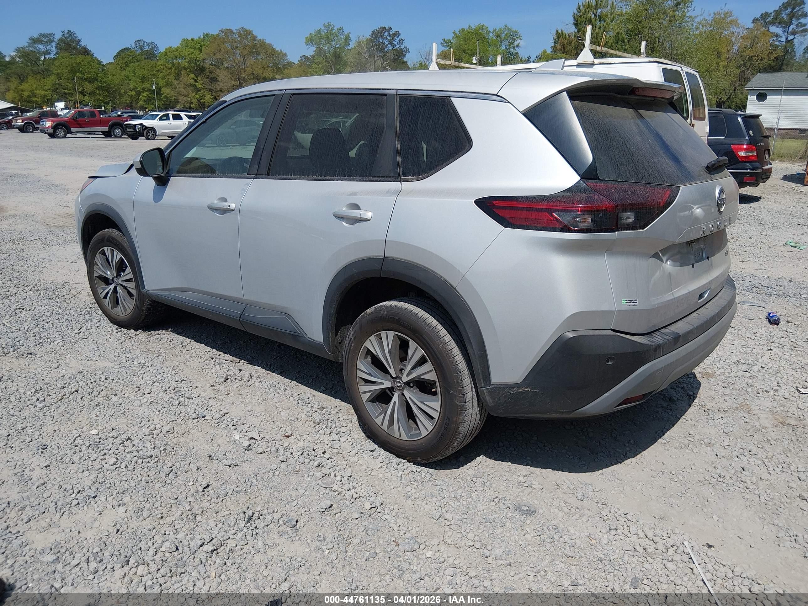 NISSAN ROGUE image 3