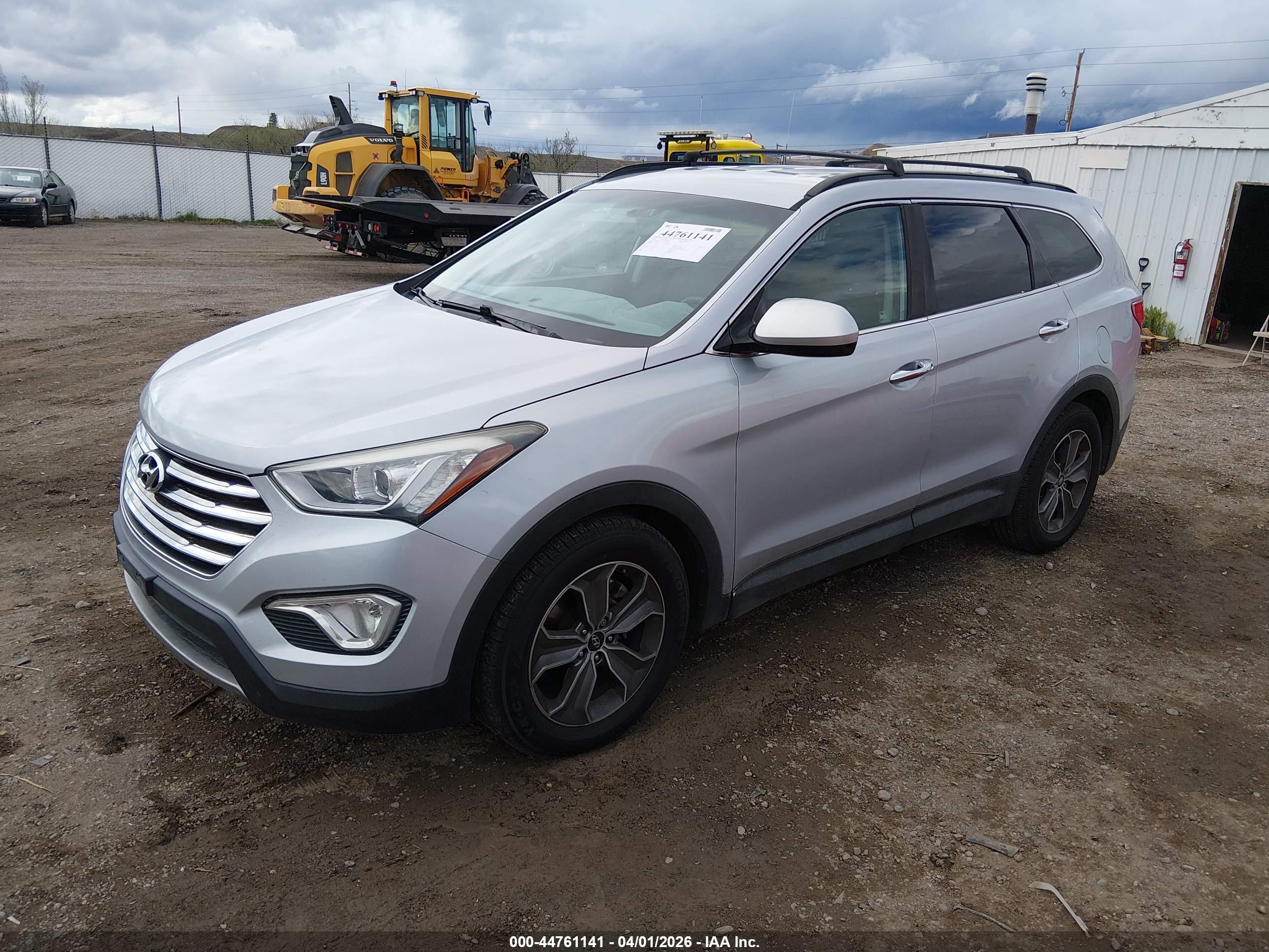 HYUNDAI SANTA image 2