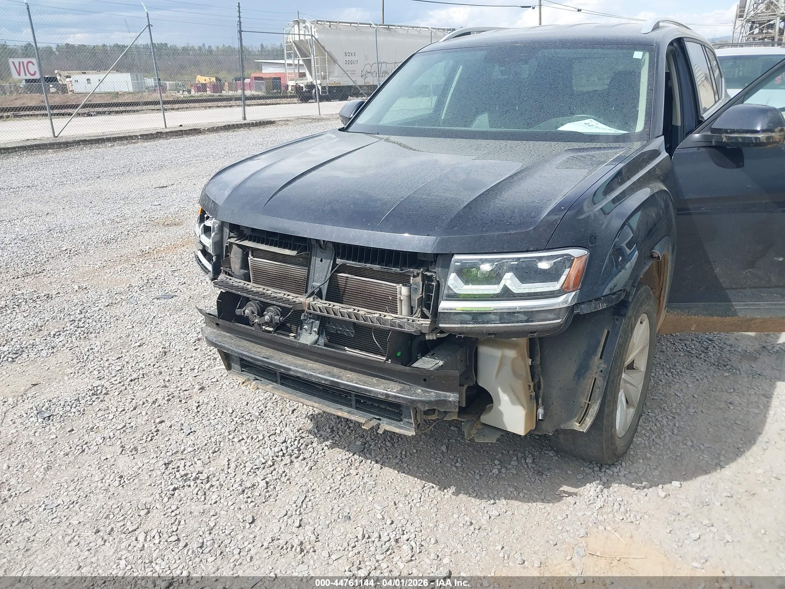 VOLKSWAGEN ATLAS image 6