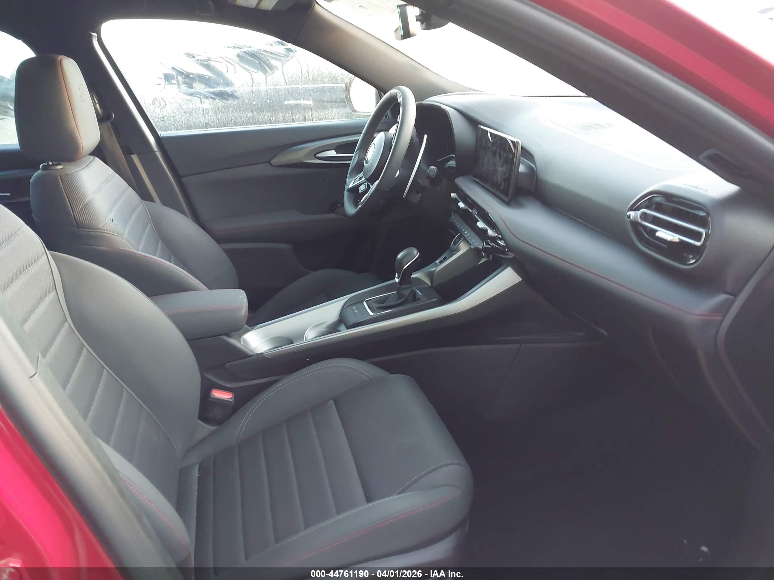 DODGE HORNET image 5