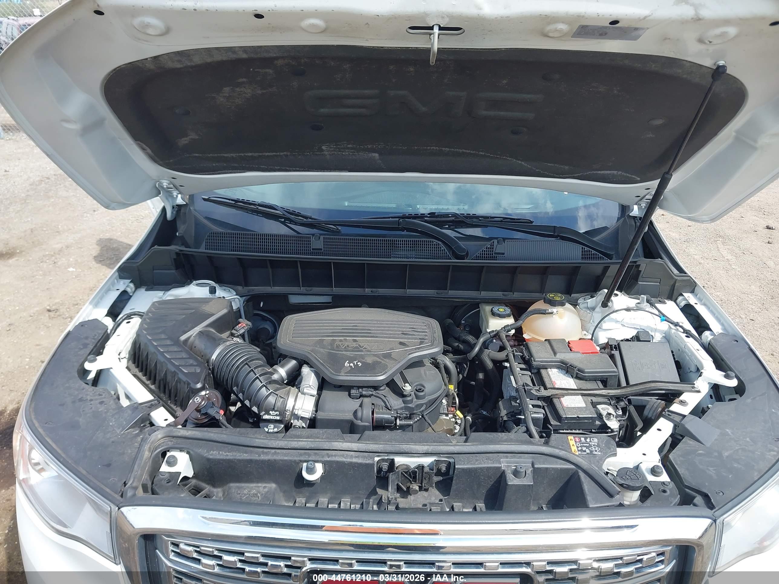 GMC ACADIA image 10