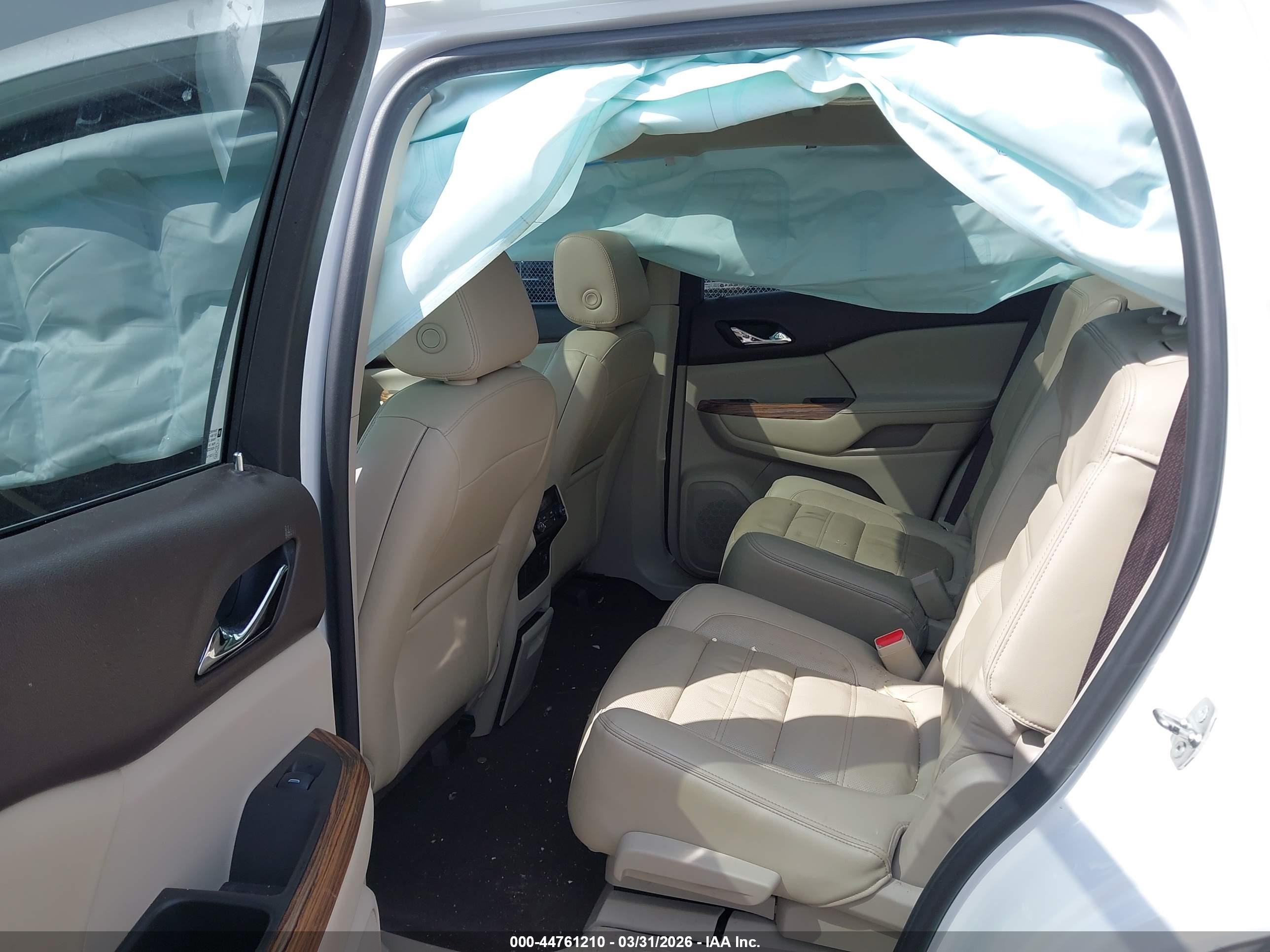 GMC ACADIA image 8
