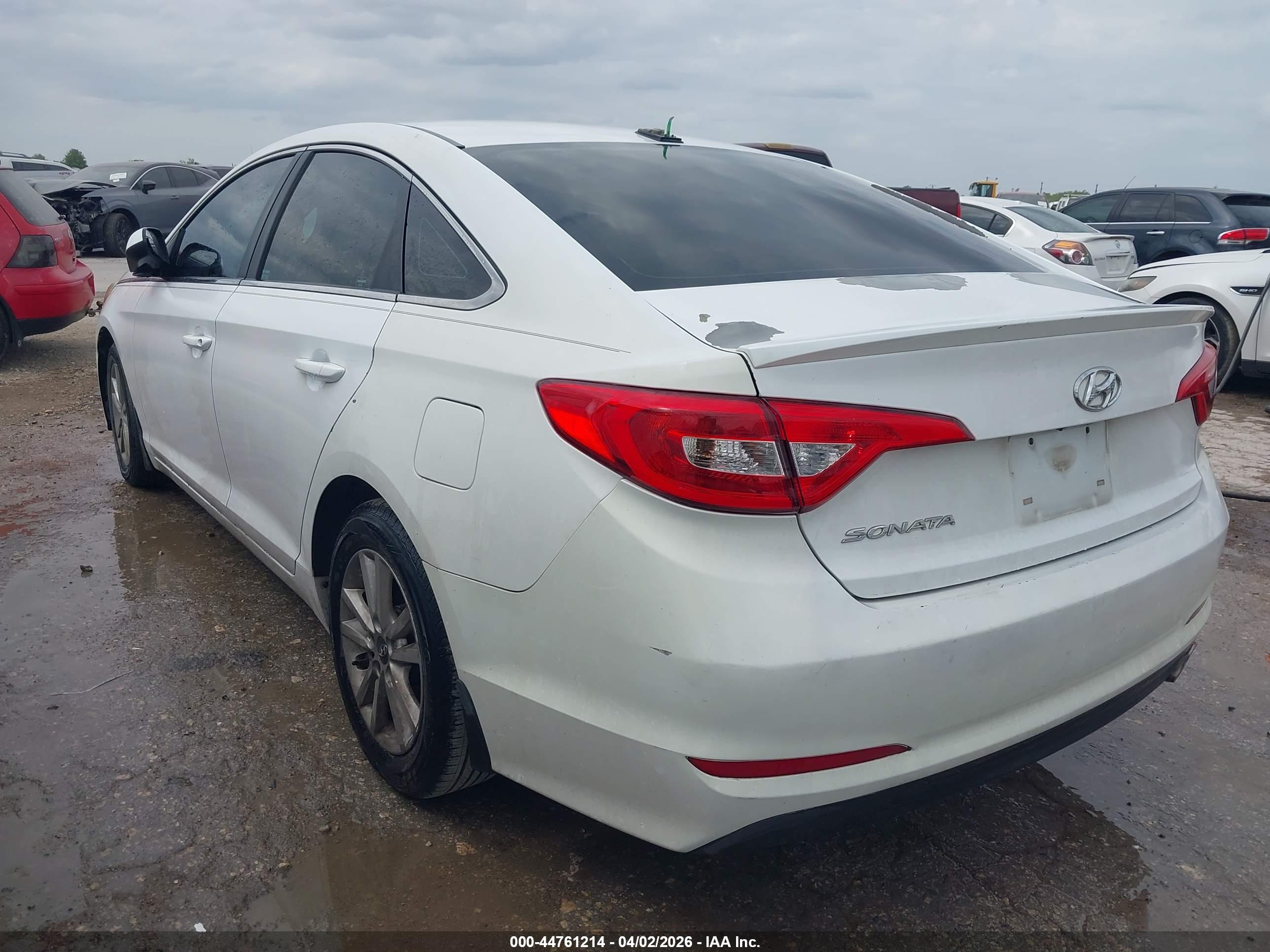 HYUNDAI SONATA image 3