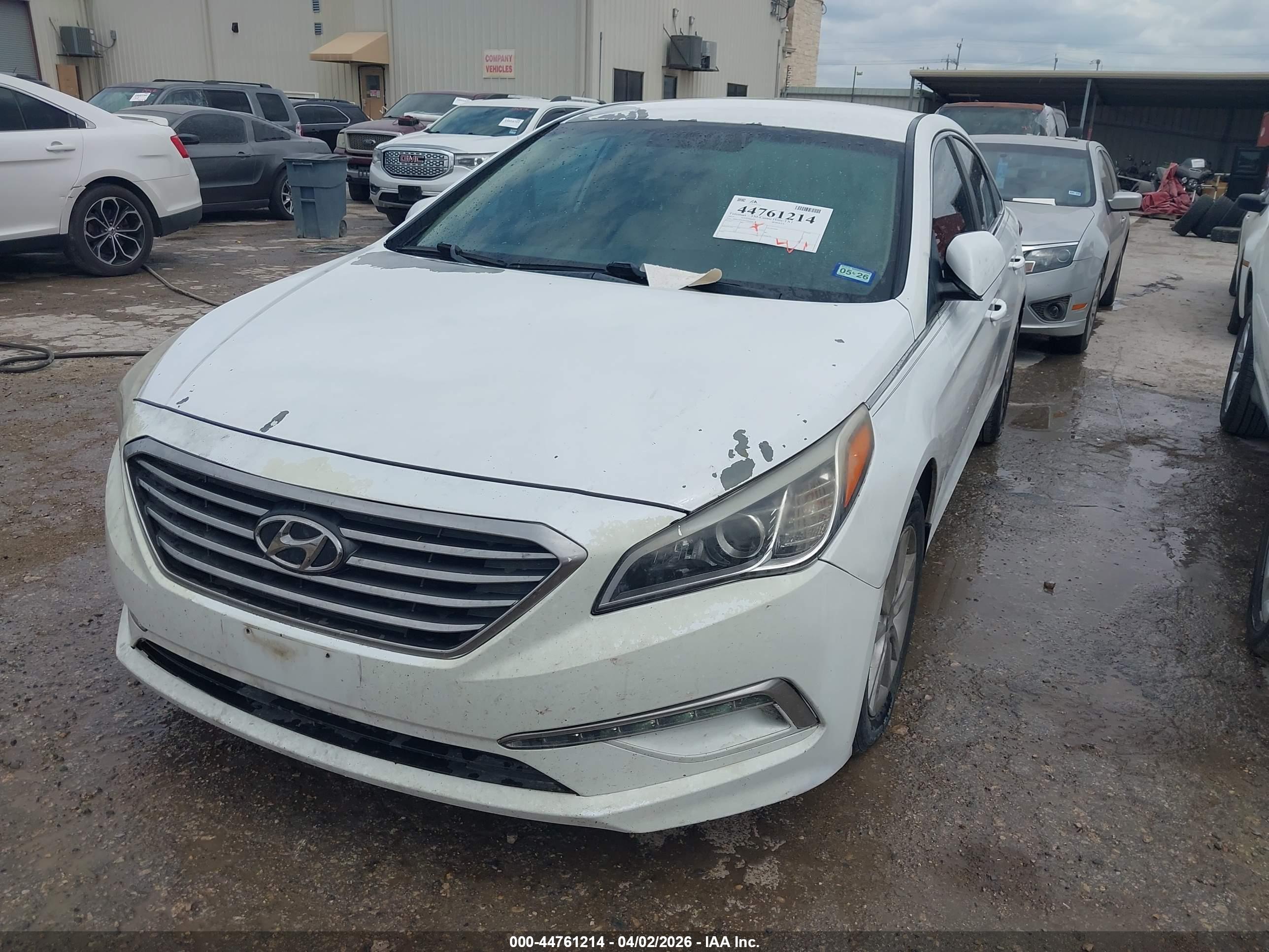 HYUNDAI SONATA image 6