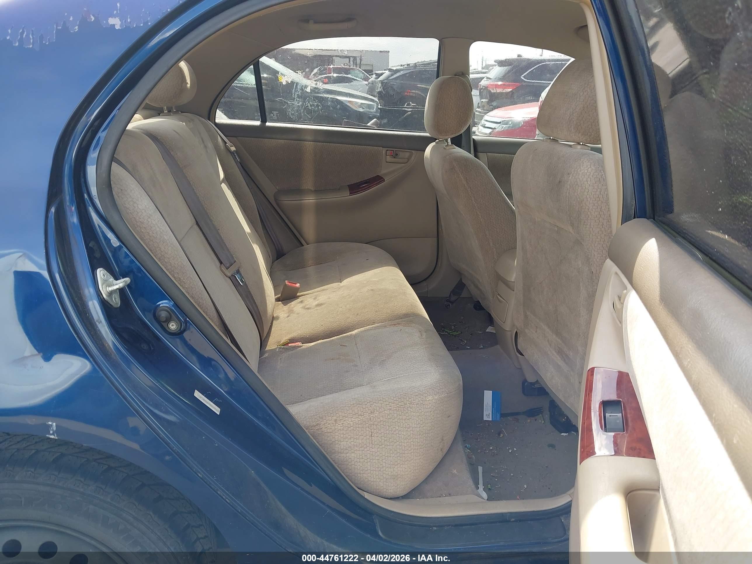 TOYOTA COROLLA image 8