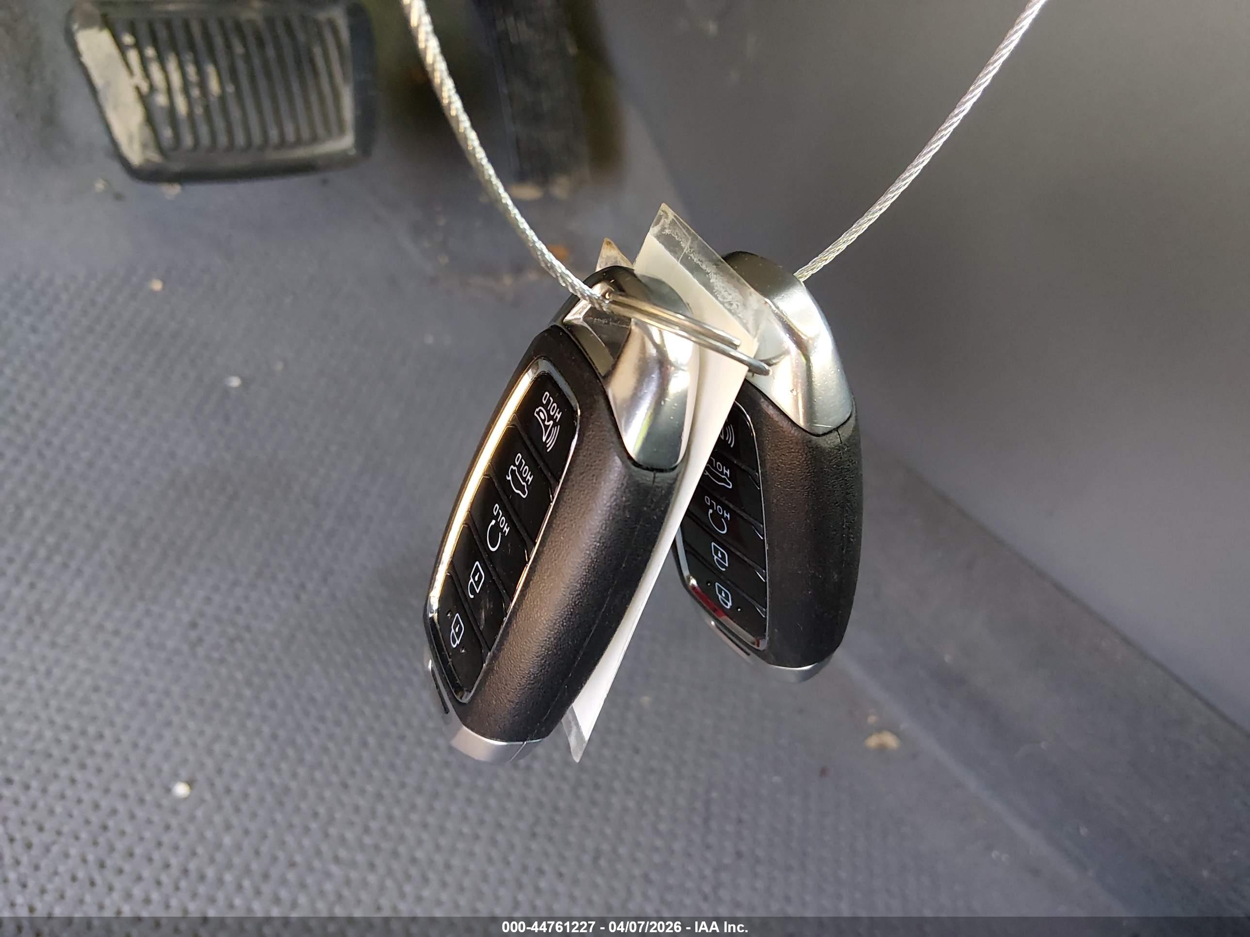 HYUNDAI ELANTRA image 11