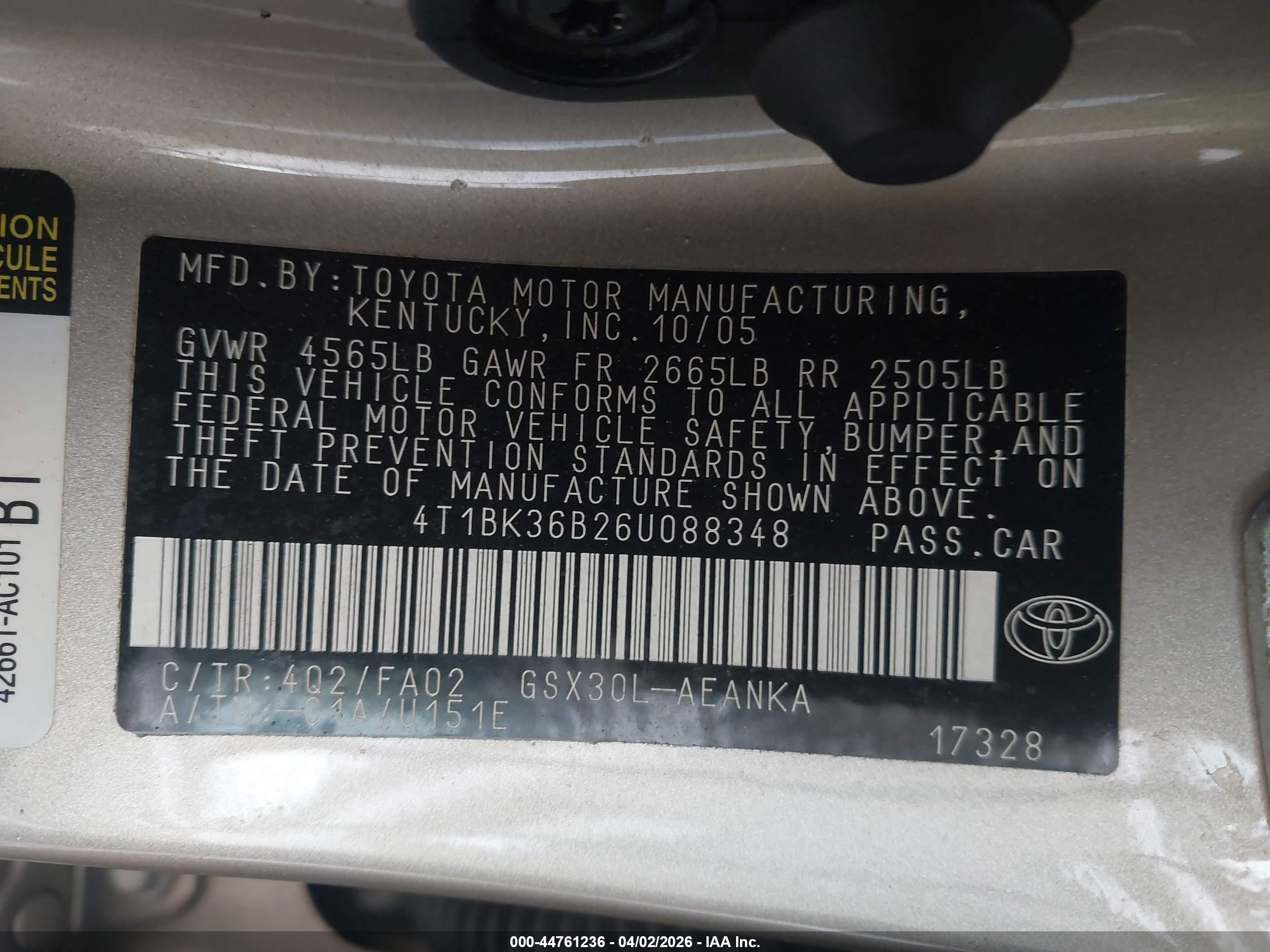TOYOTA AVALON image 9