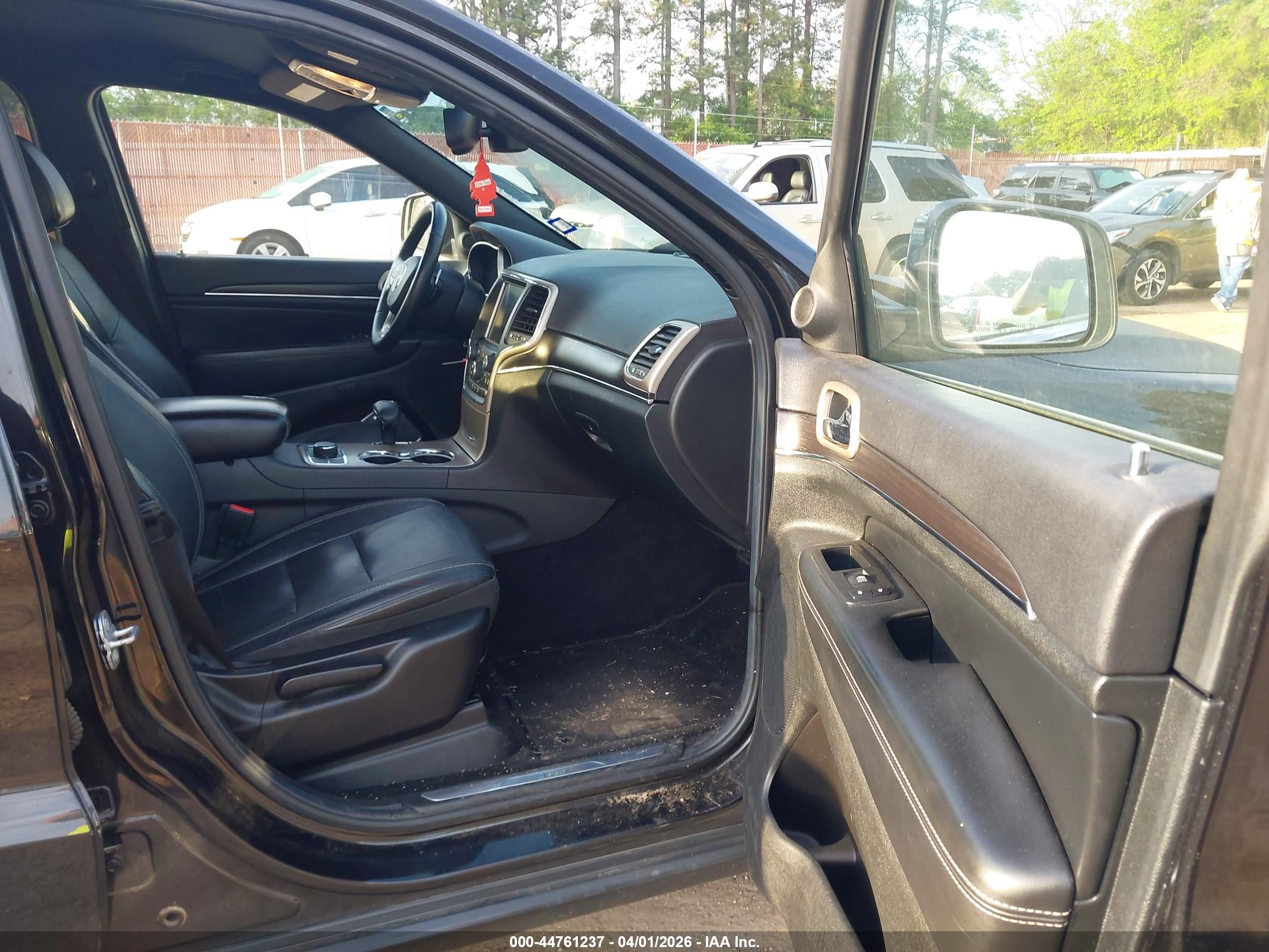 JEEP GRAND image 5