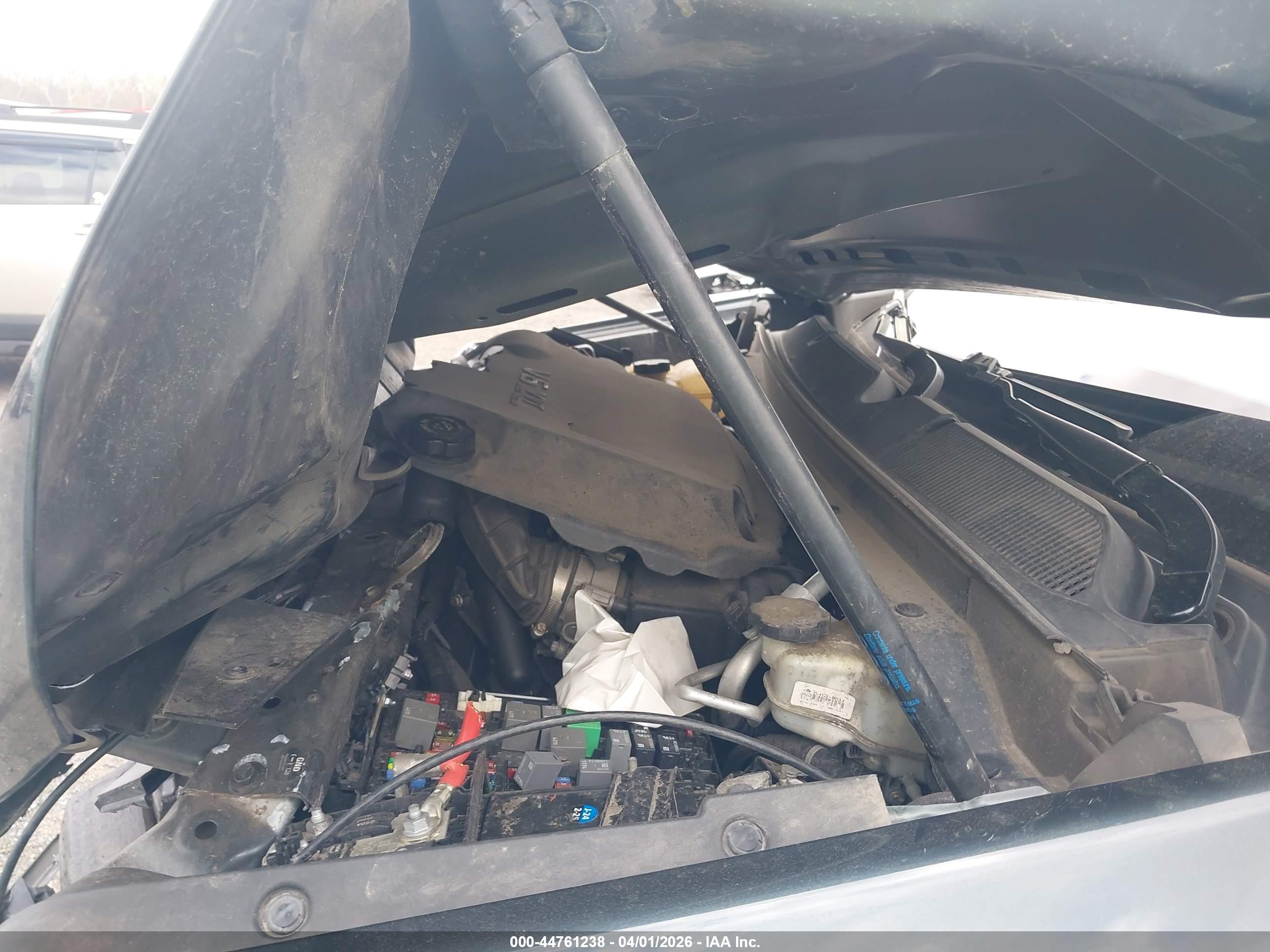 CHEVROLET COLORADO image 10