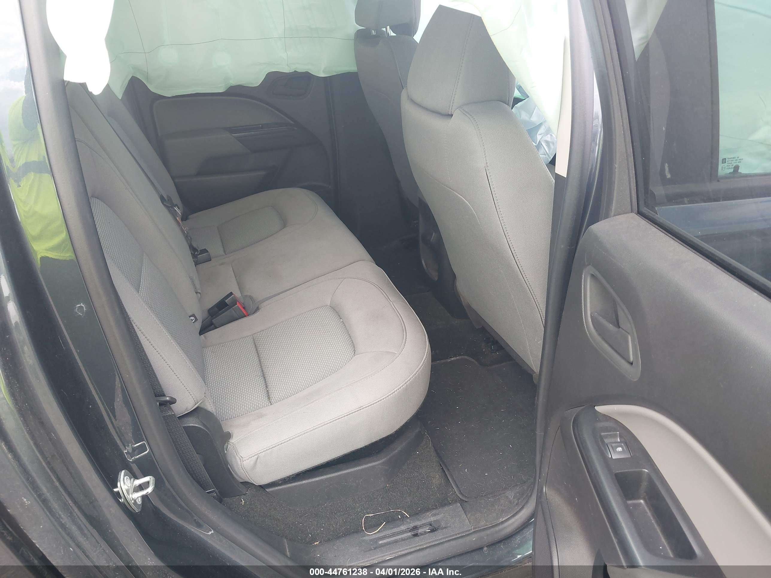 CHEVROLET COLORADO image 8