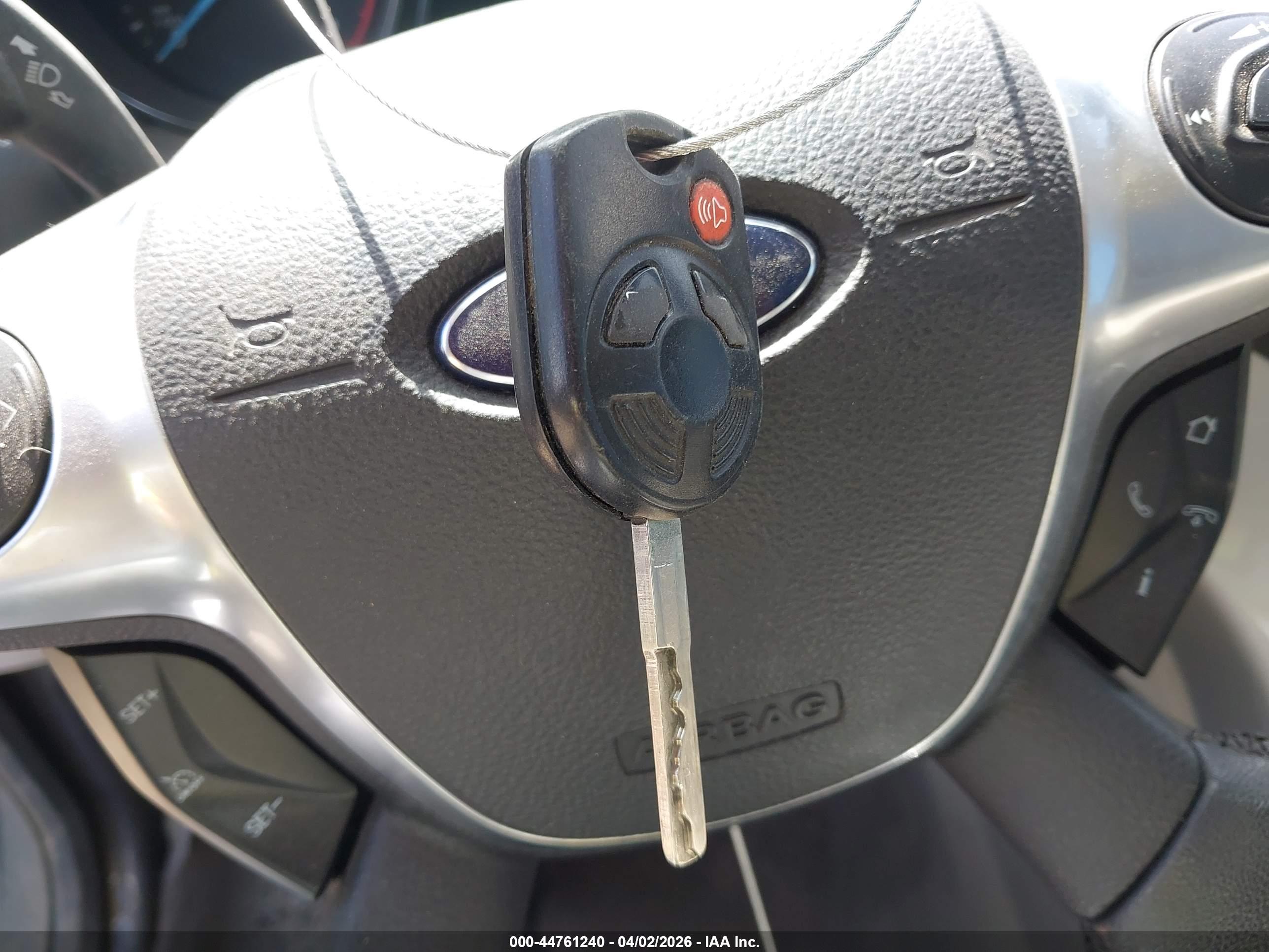 FORD ESCAPE image 11