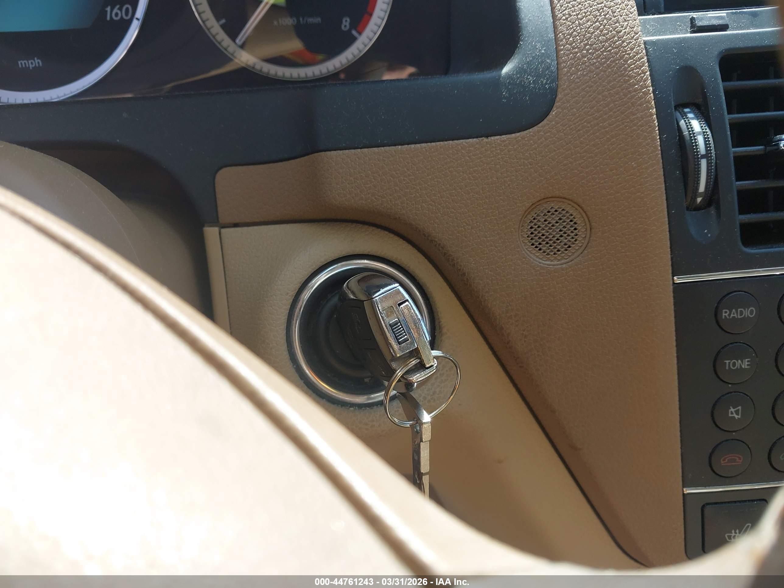 MERCEDES-BENZ C image 11