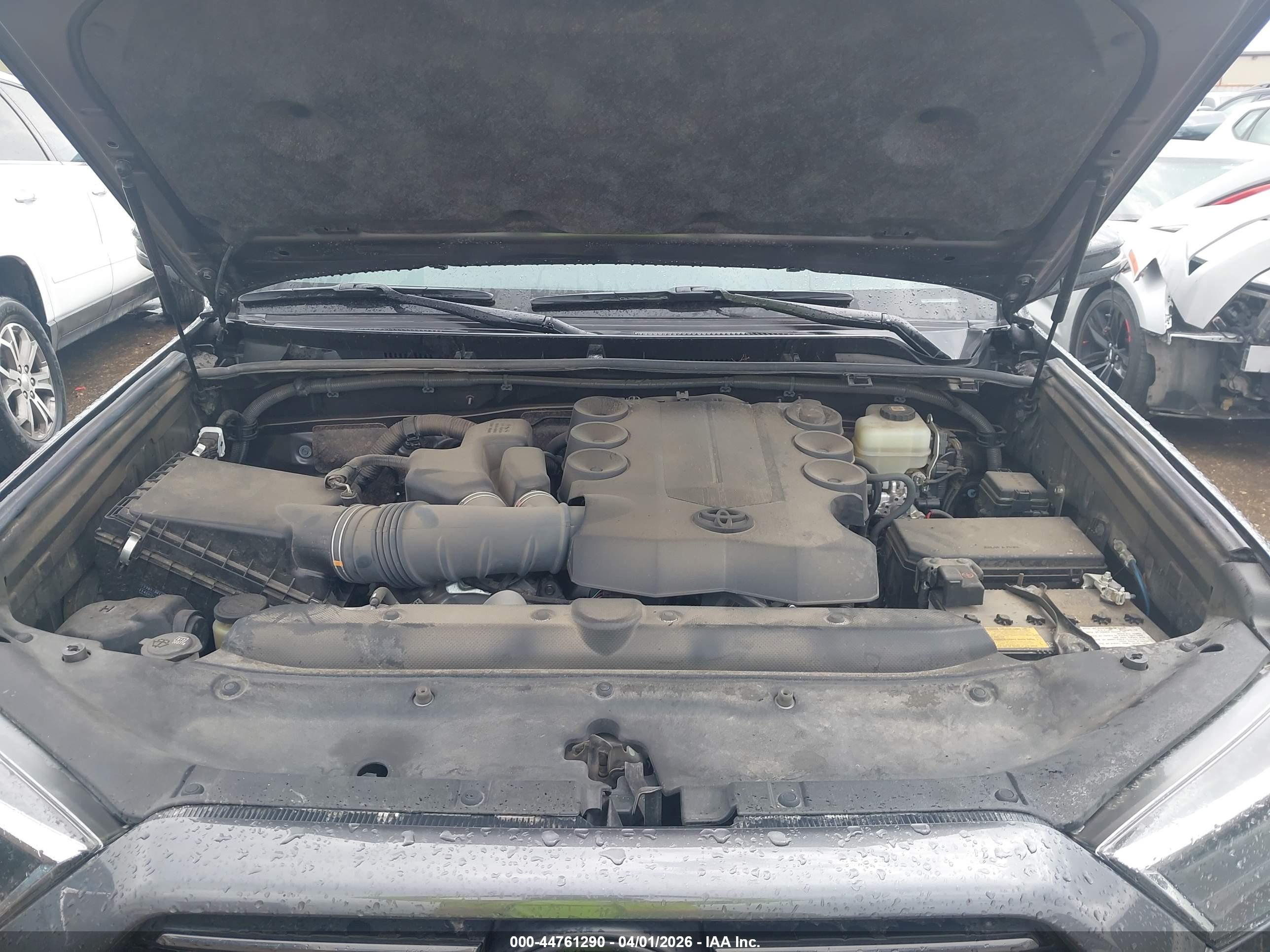 TOYOTA 4RUNNER image 10