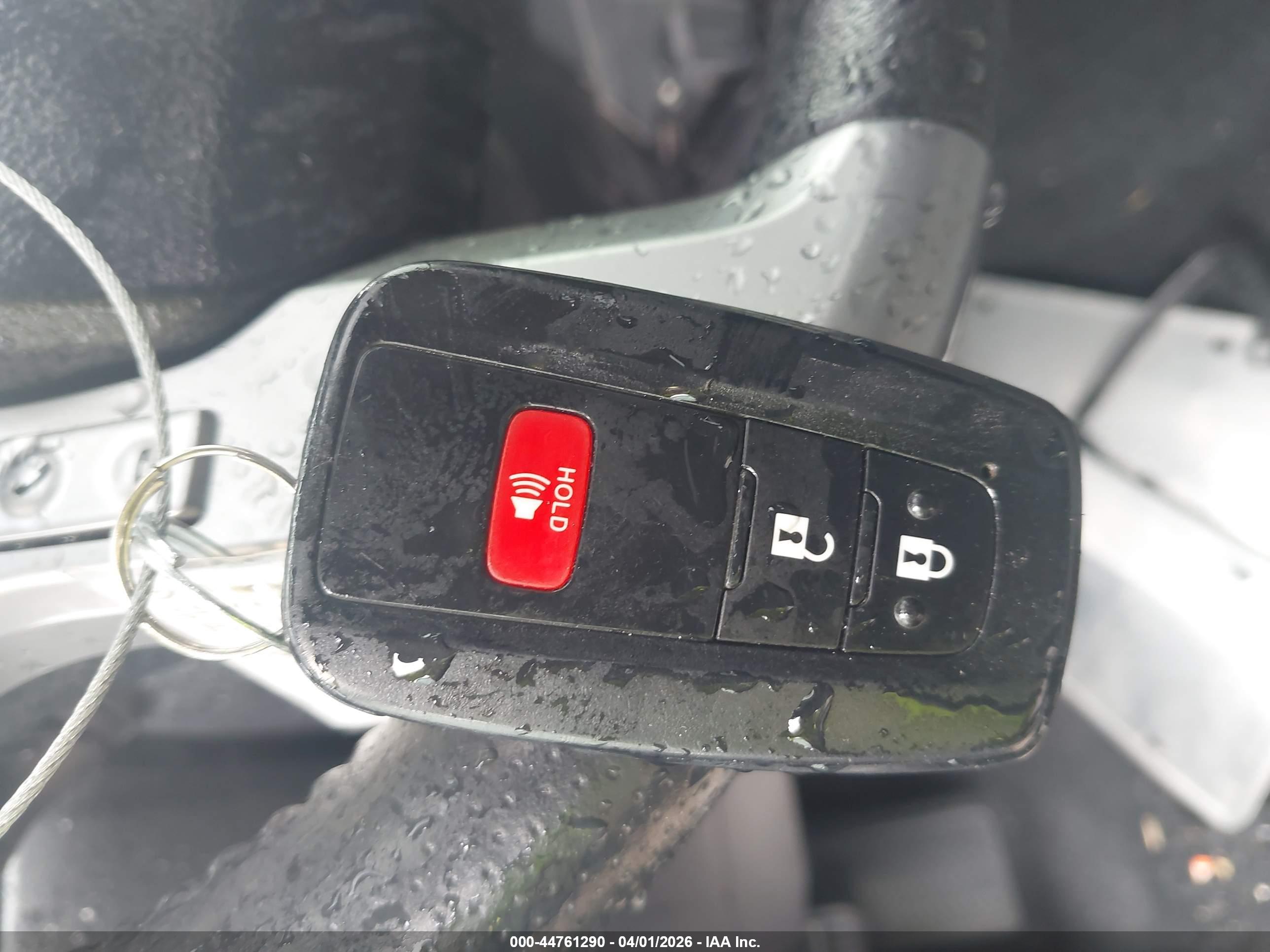 TOYOTA 4RUNNER image 11
