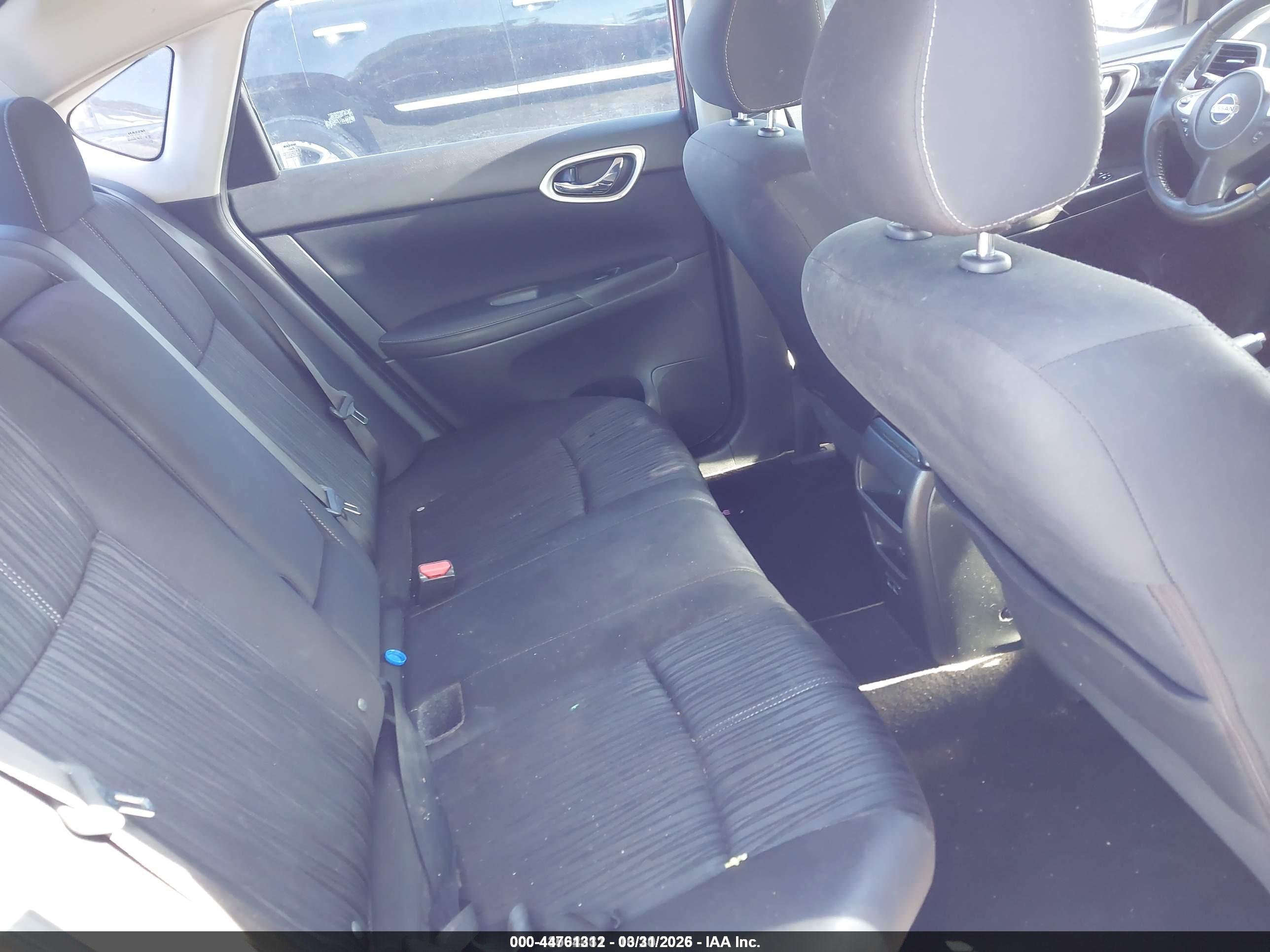 NISSAN SENTRA image 8