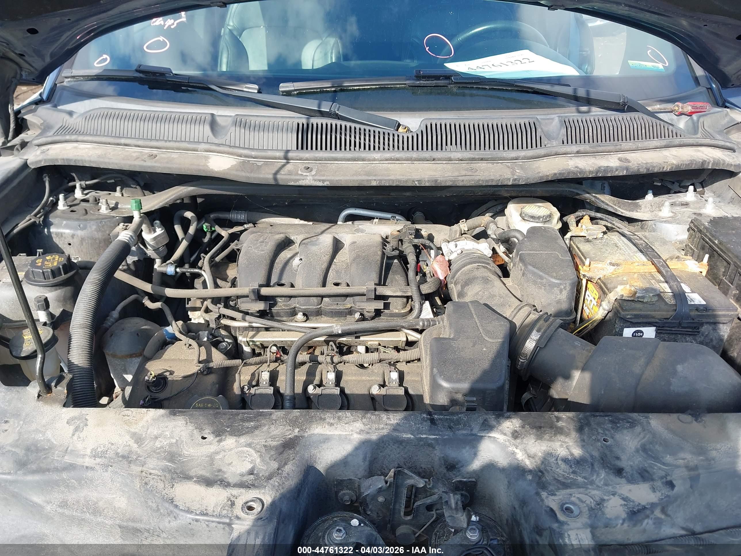 FORD EXPLORER image 10