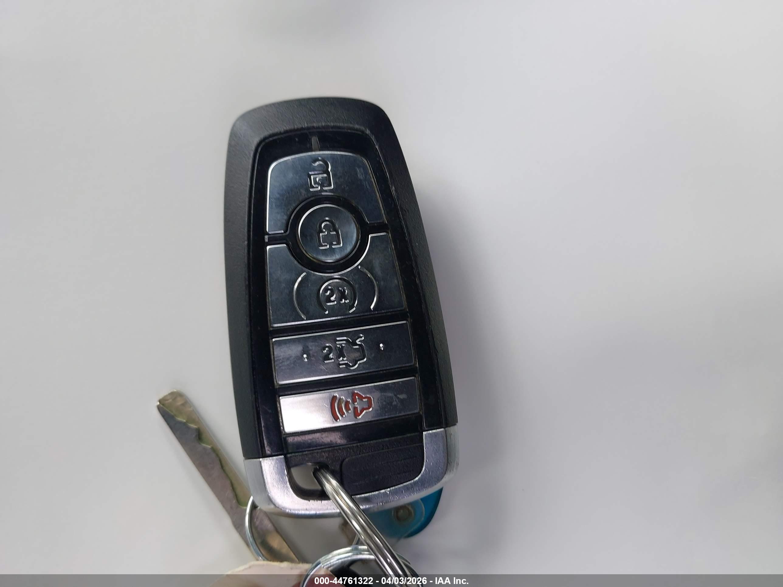 FORD EXPLORER image 11