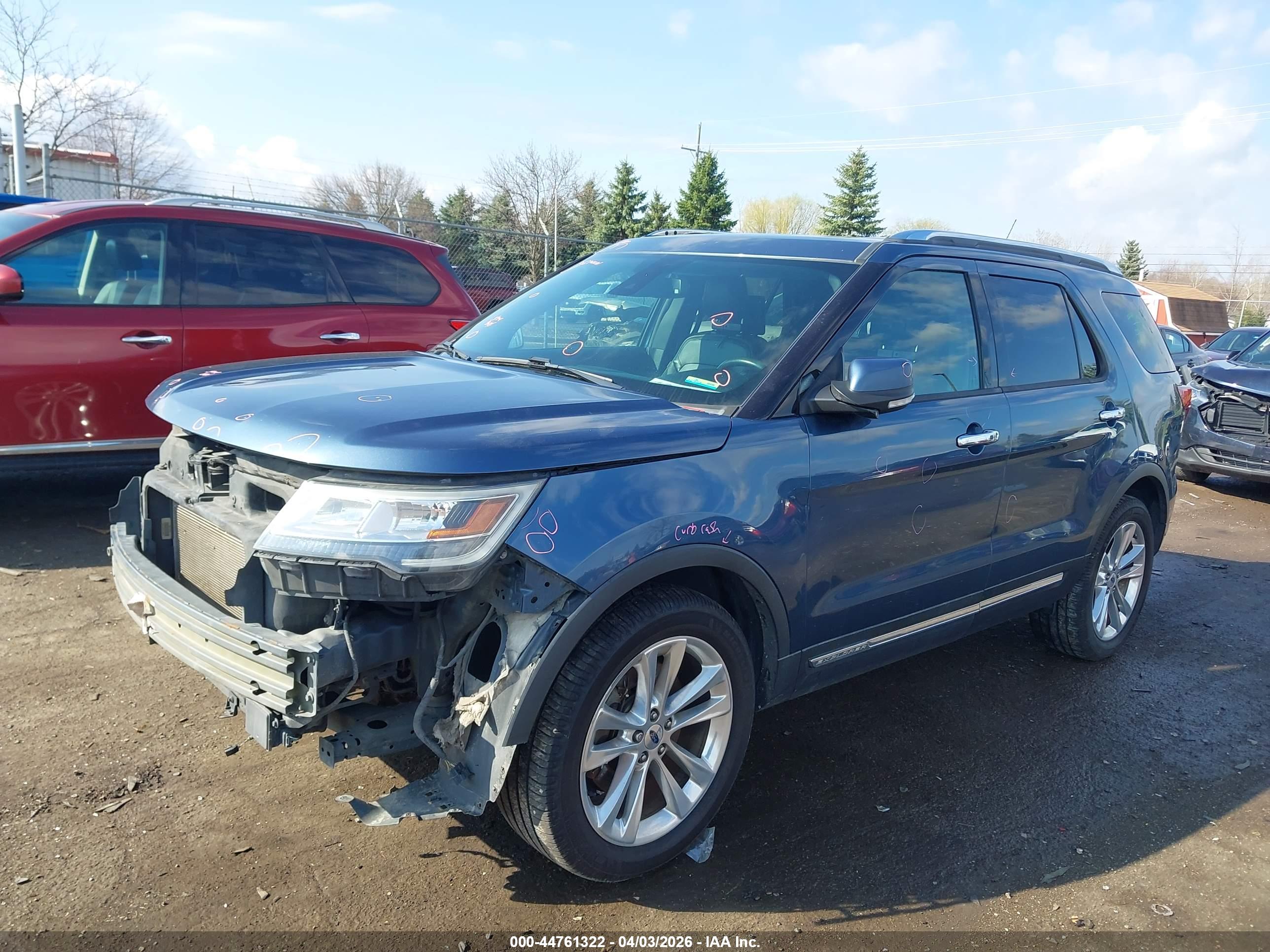 FORD EXPLORER image 2