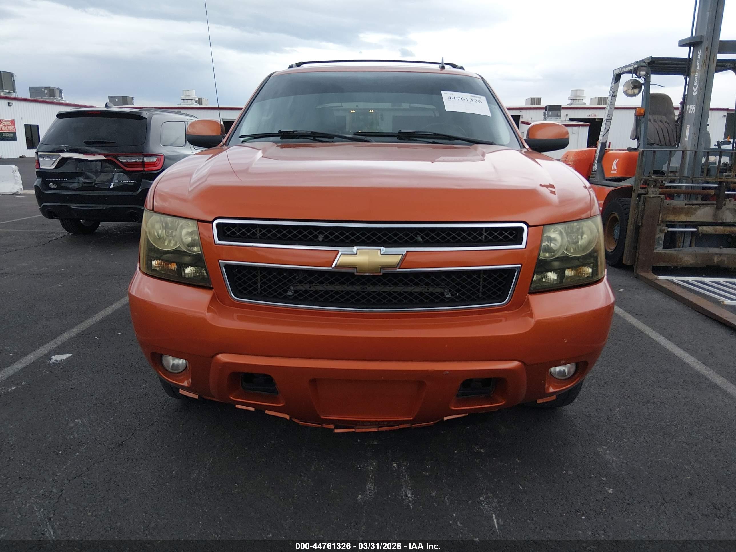 CHEVROLET AVALANCHE image 6