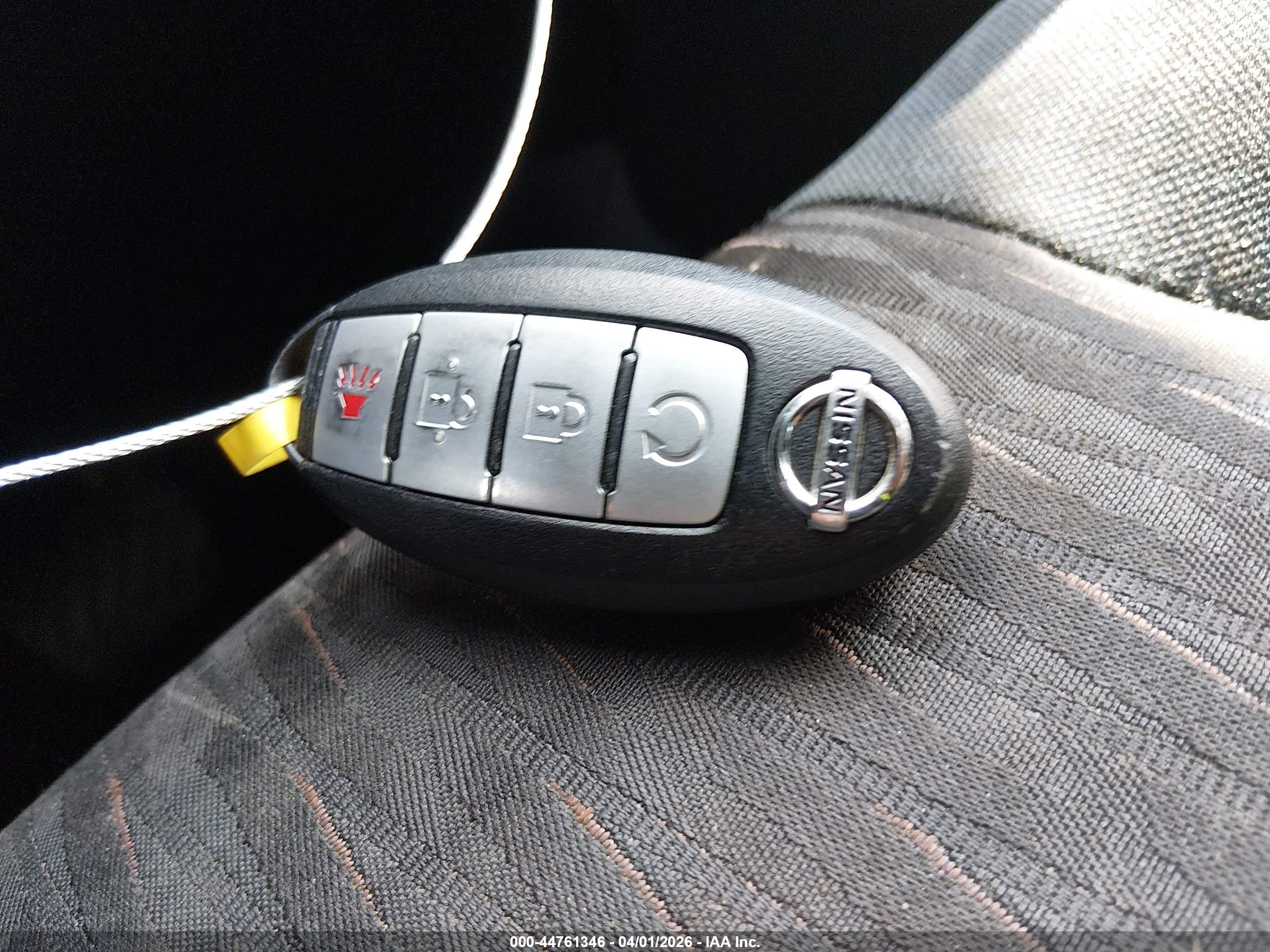 NISSAN ROGUE image 11