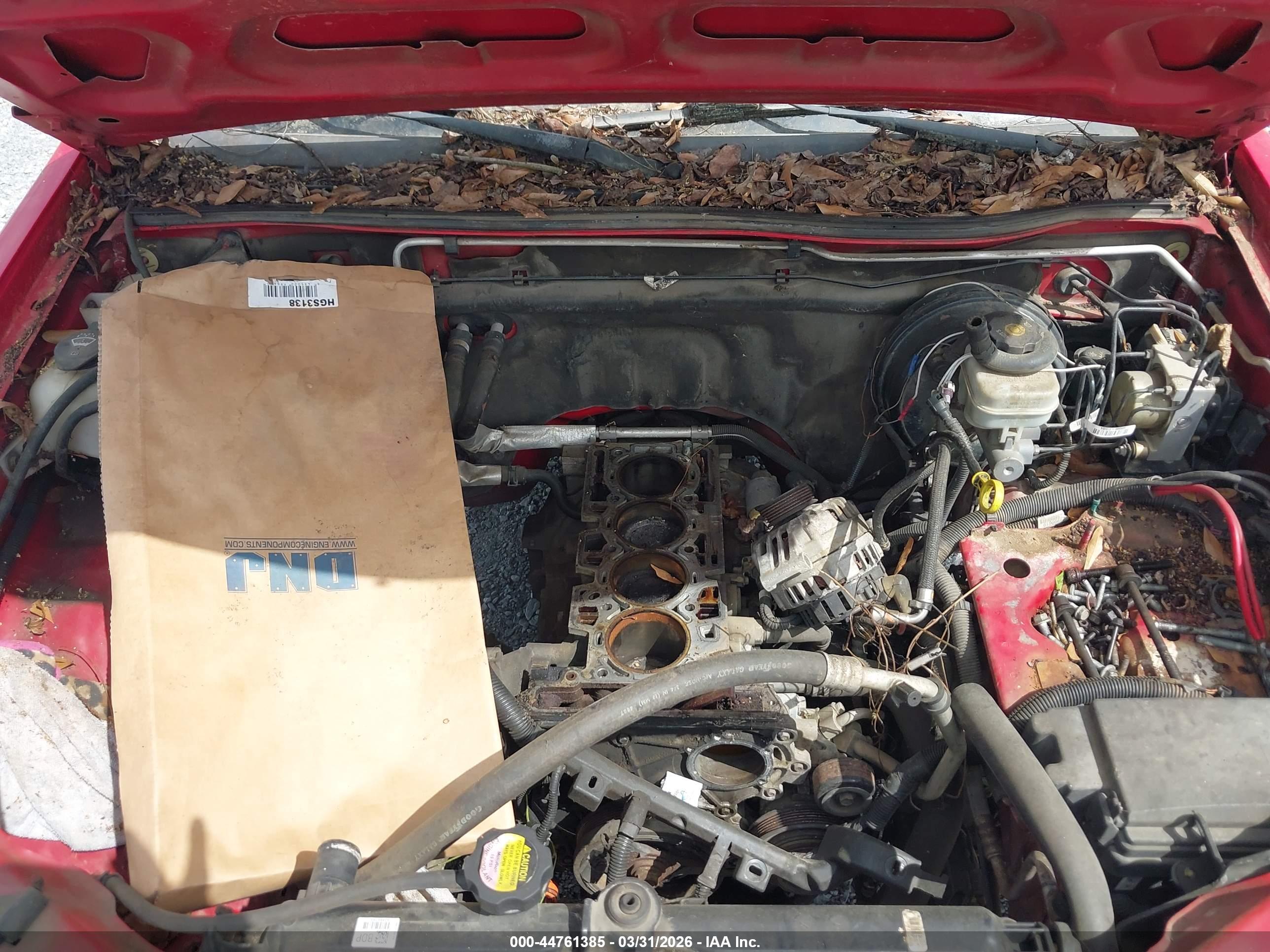 CHEVROLET COLORADO image 10