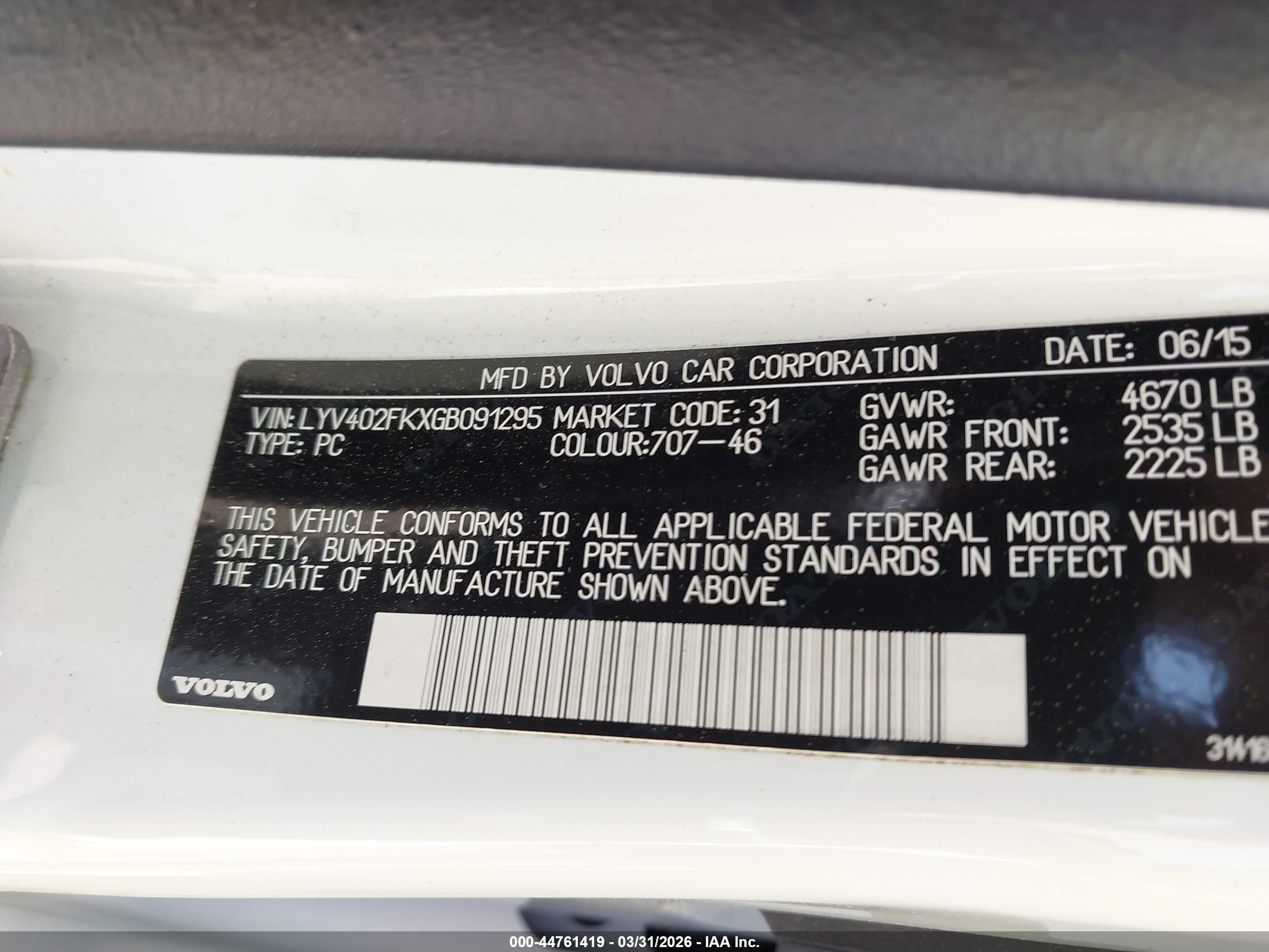 VOLVO S60 image 9