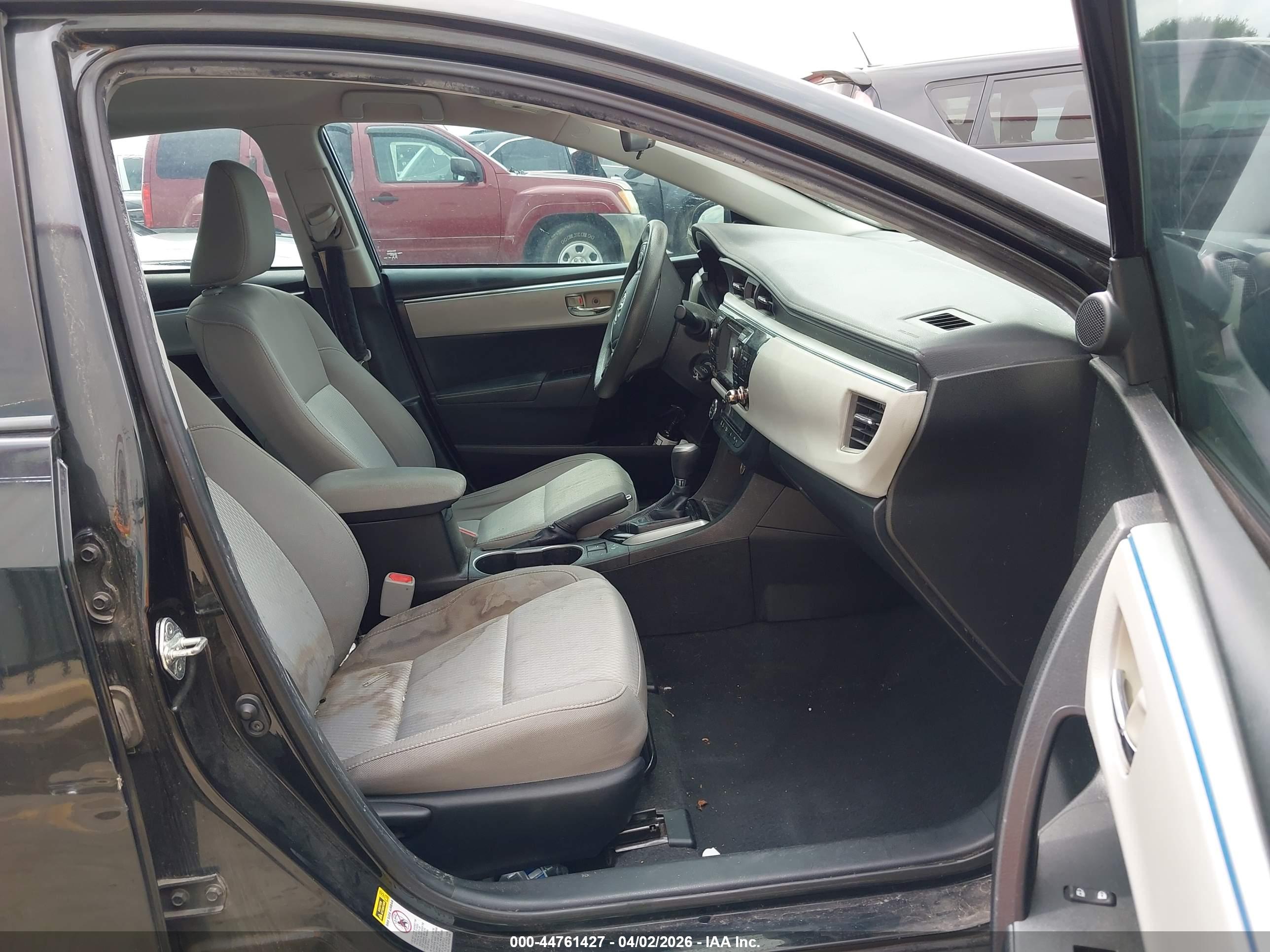 TOYOTA COROLLA image 5