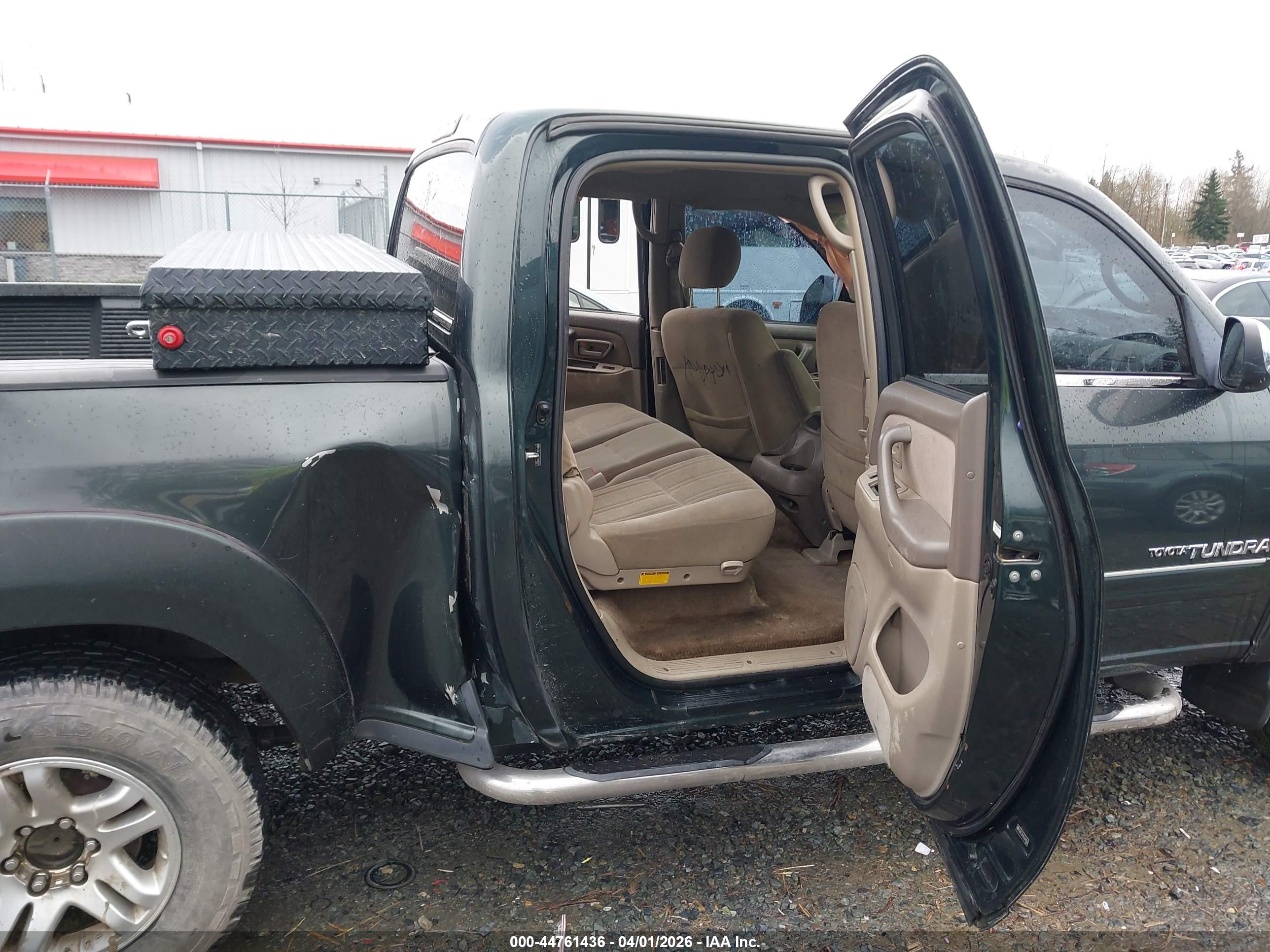 TOYOTA TUNDRA image 8