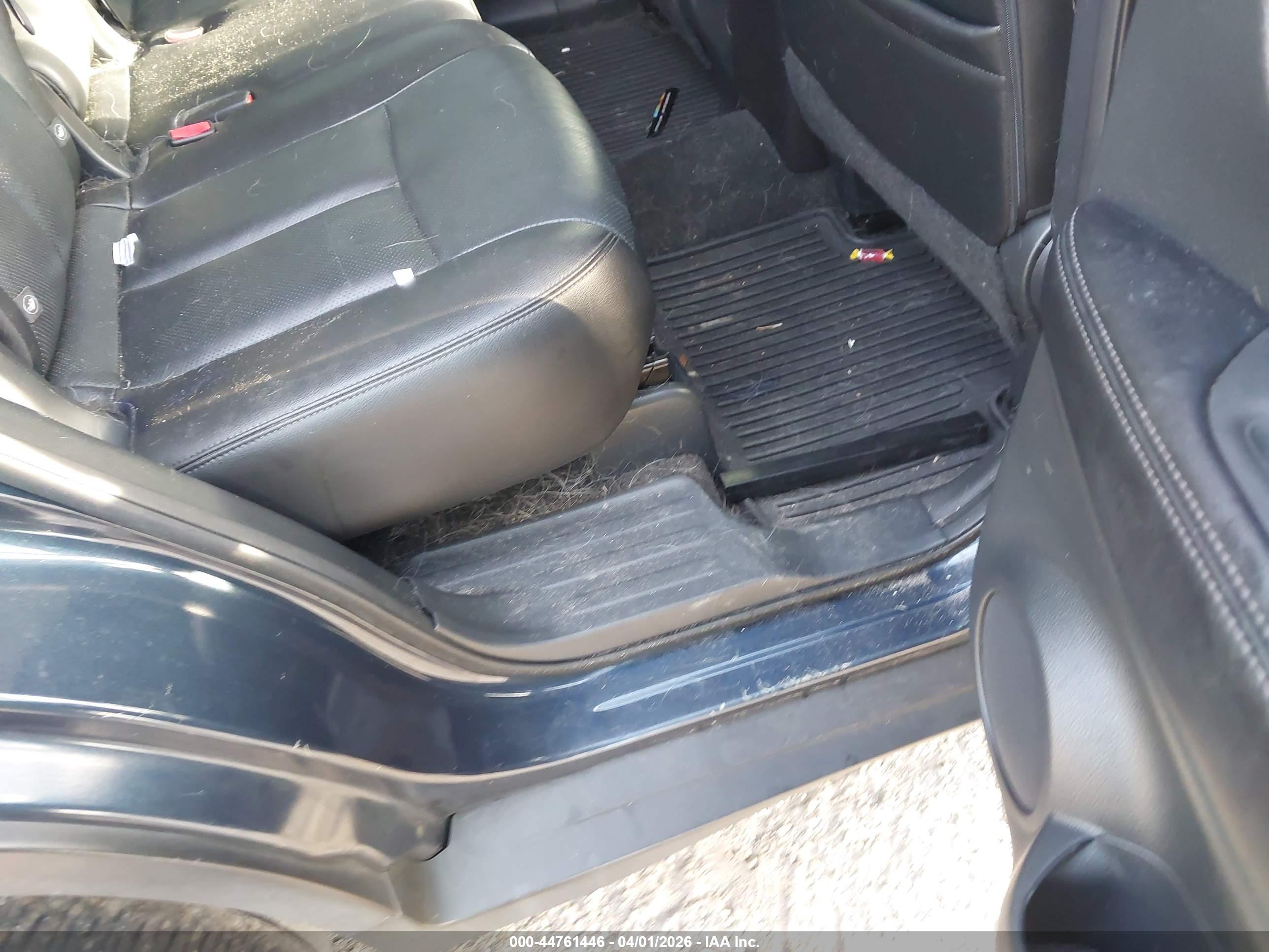 NISSAN ROGUE image 8