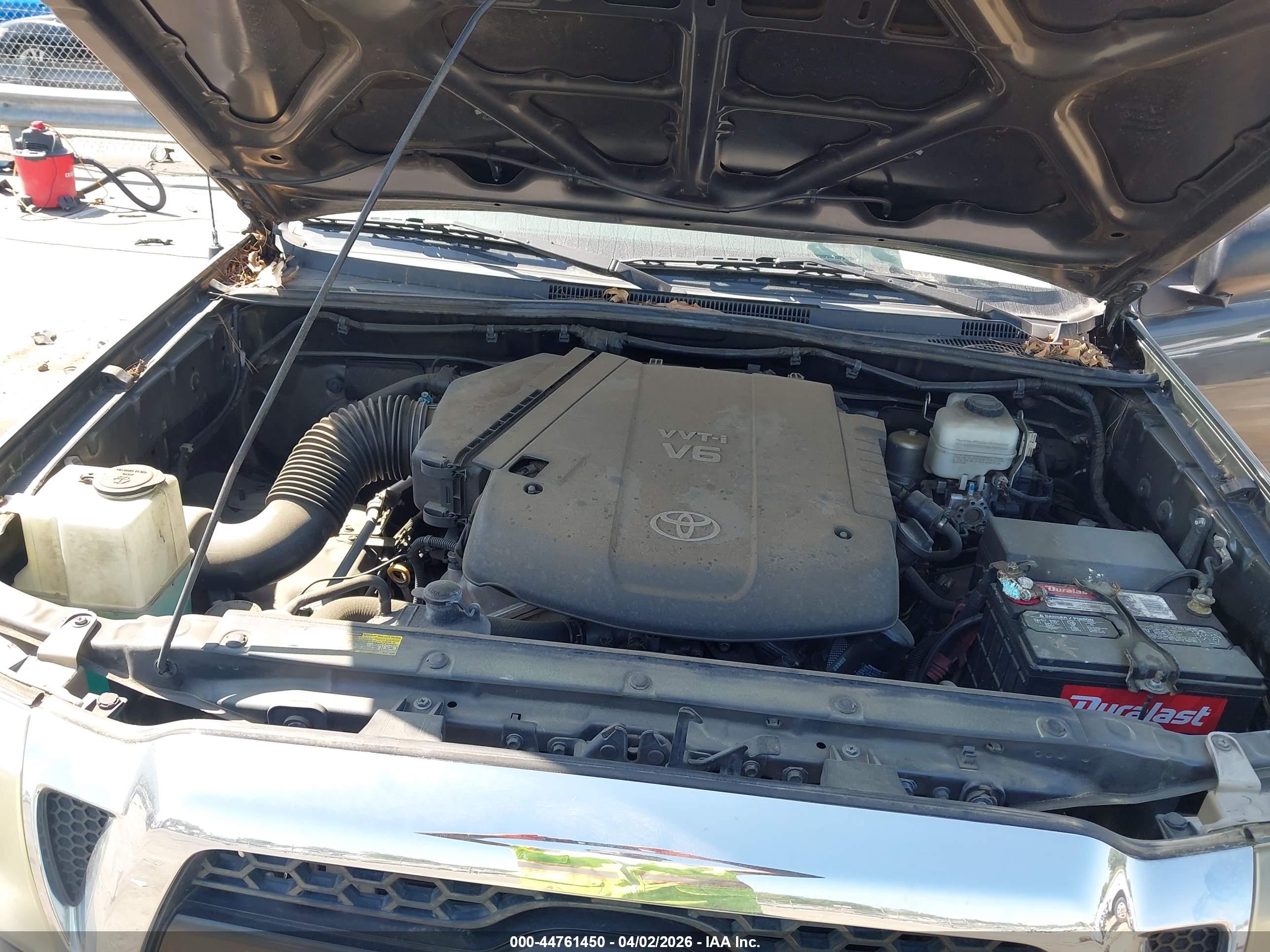 TOYOTA TACOMA image 10
