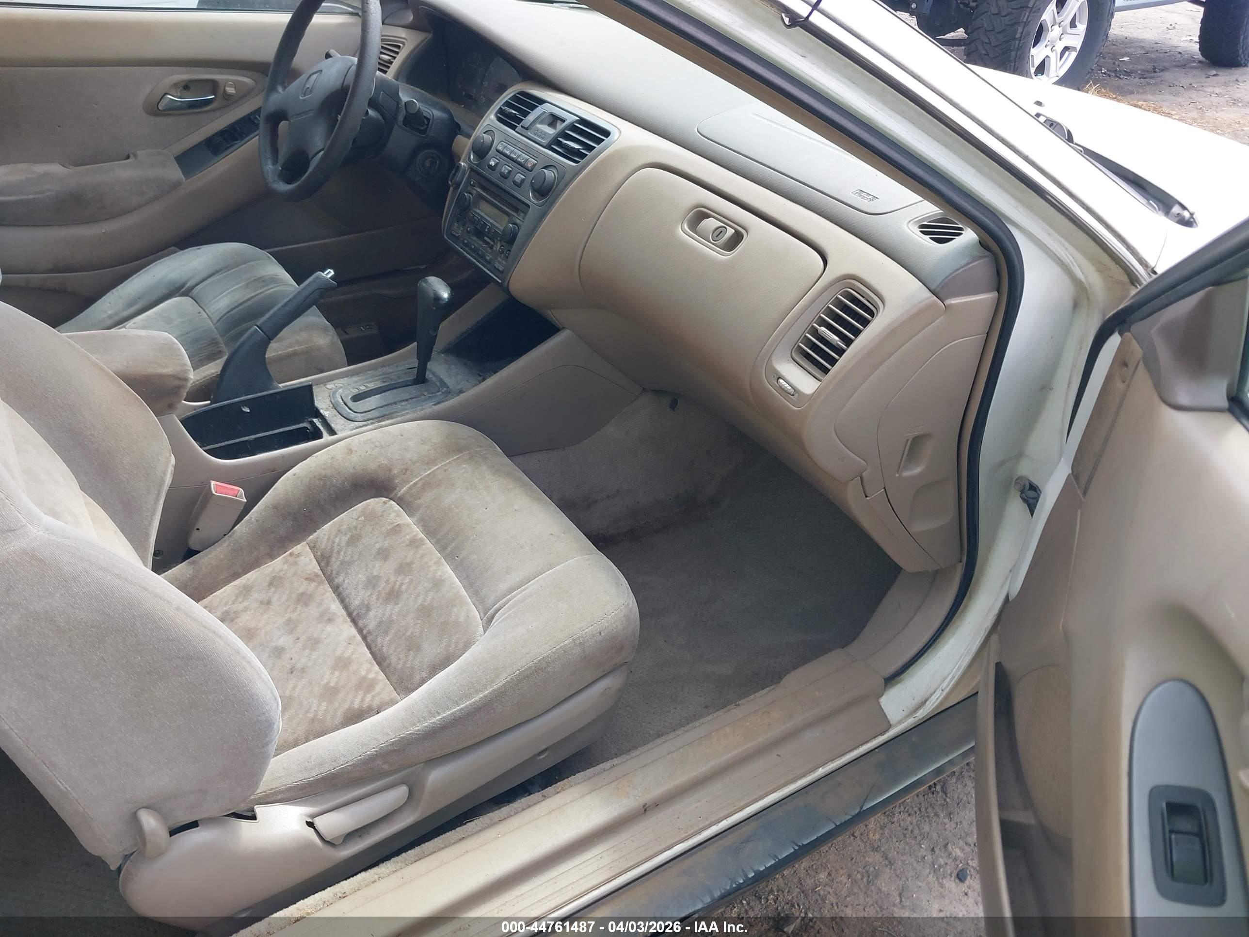 HONDA ACCORD image 5