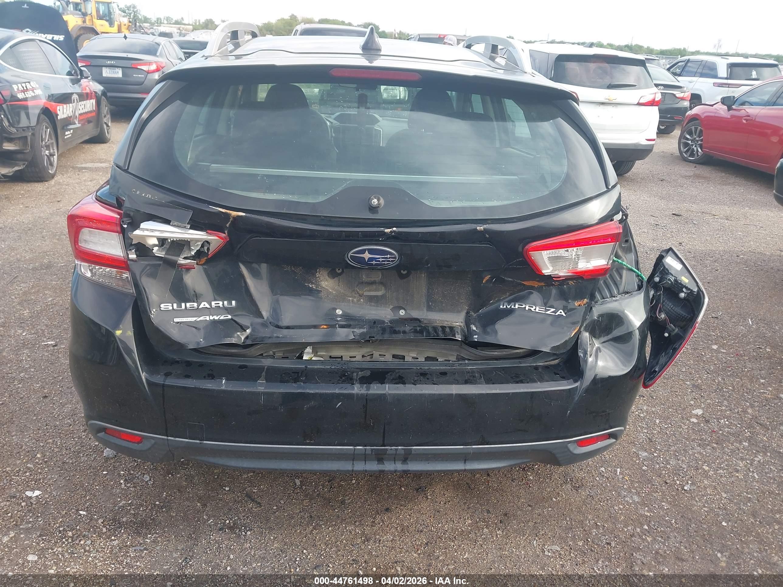 SUBARU IMPREZA image 6