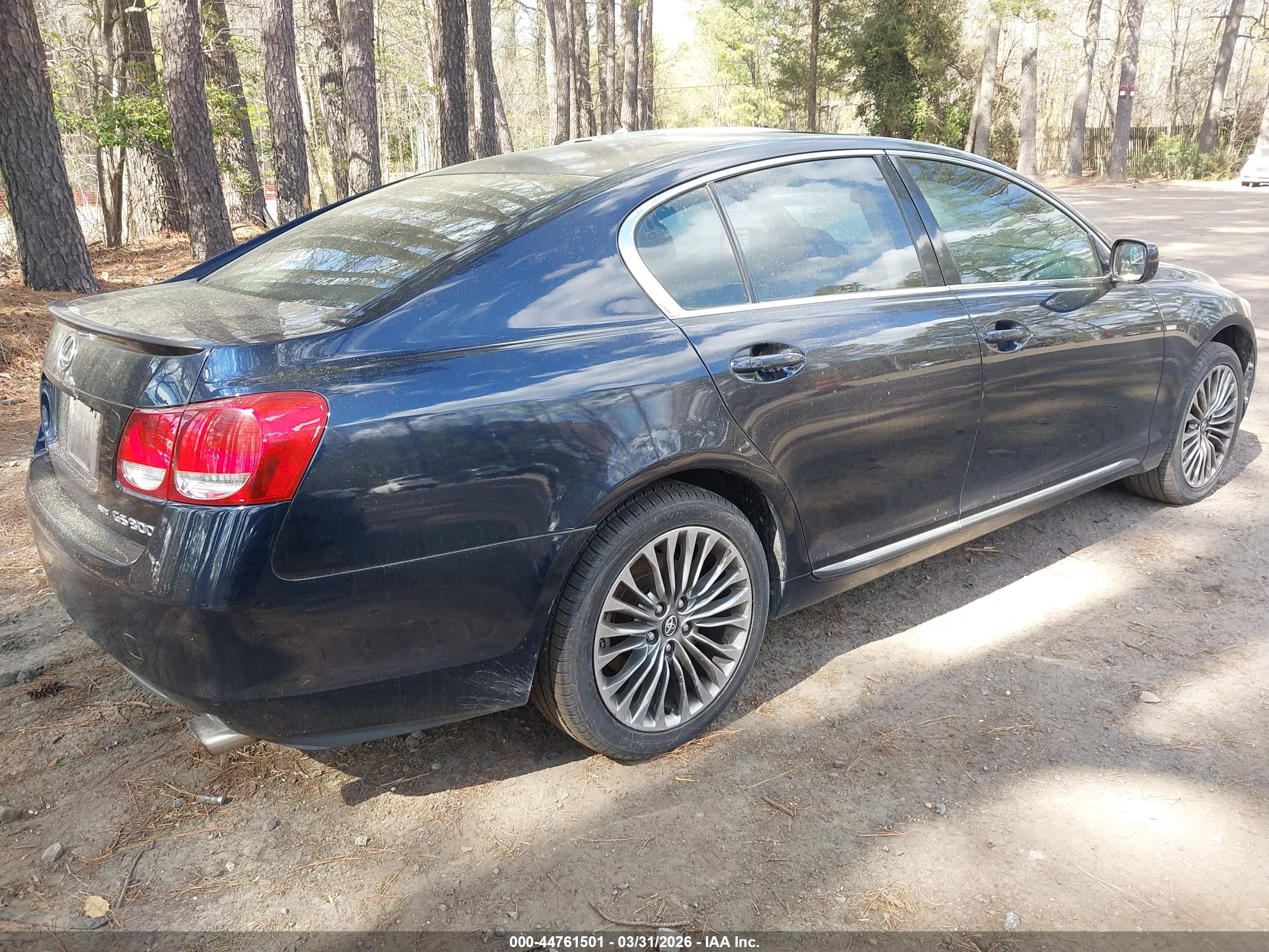 LEXUS GS image 4