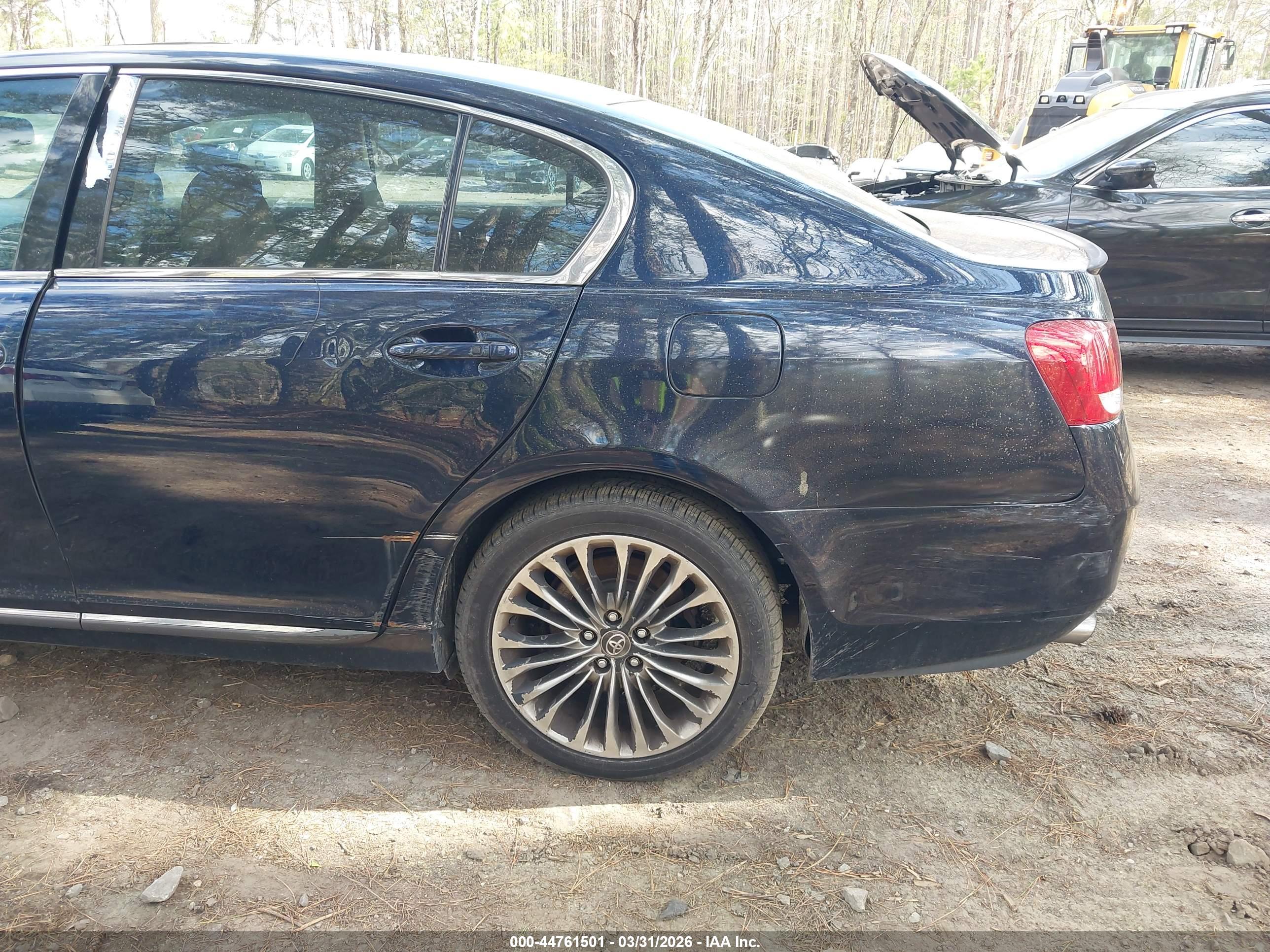 LEXUS GS image 6