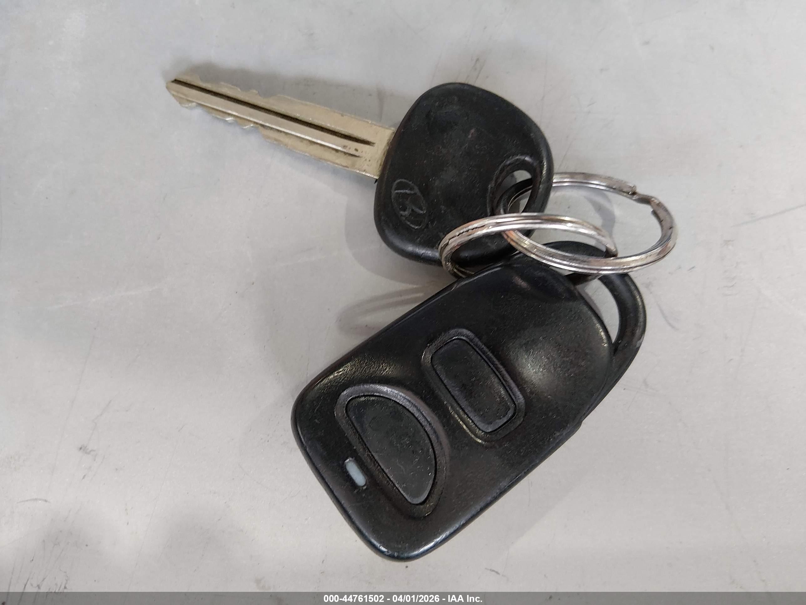 HYUNDAI TUCSON image 11