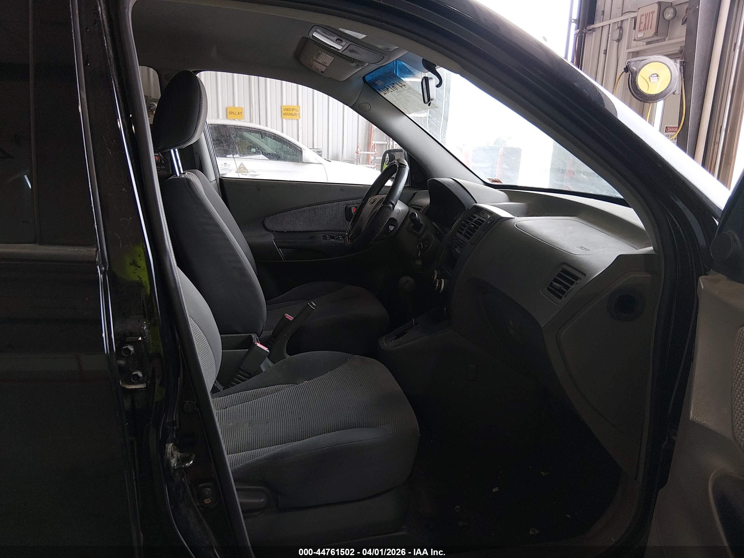 HYUNDAI TUCSON image 5