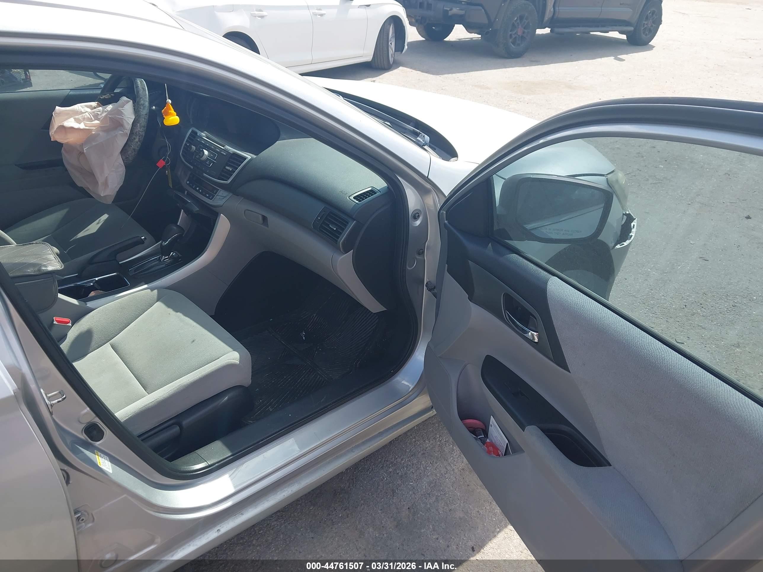 HONDA ACCORD image 5