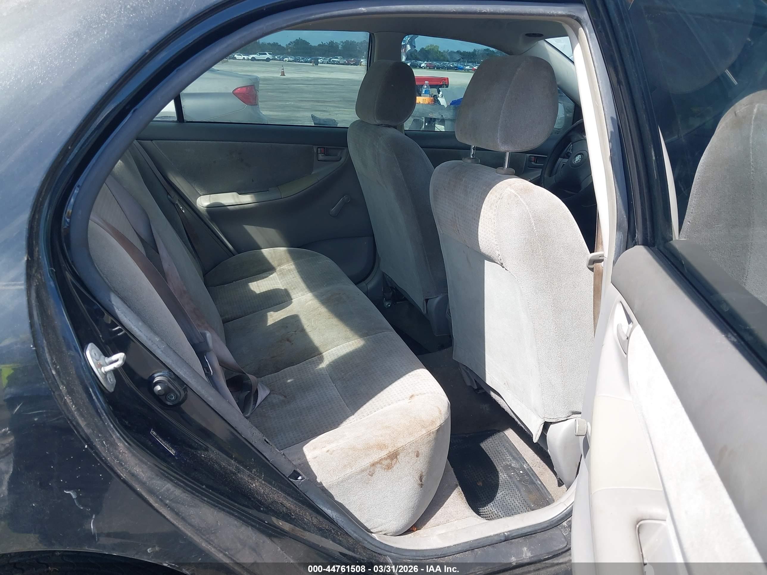 TOYOTA COROLLA image 8