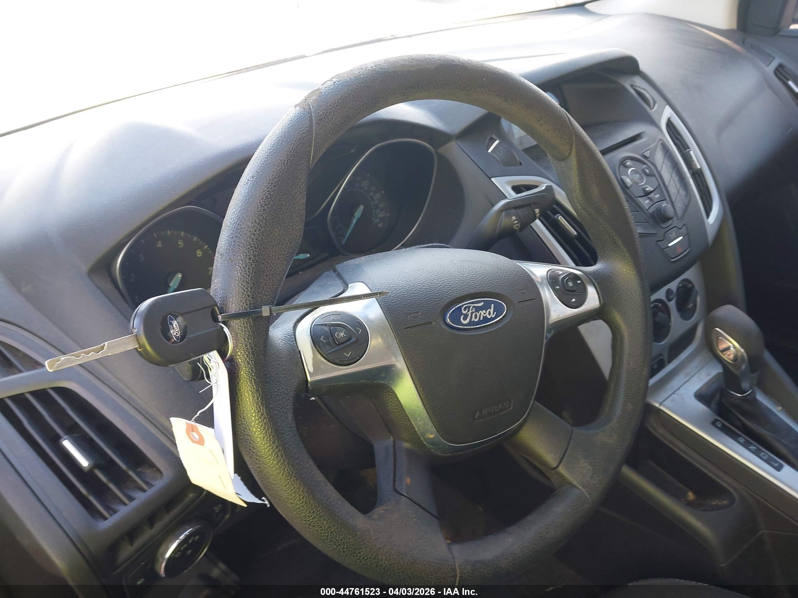 FORD FOCUS image 11