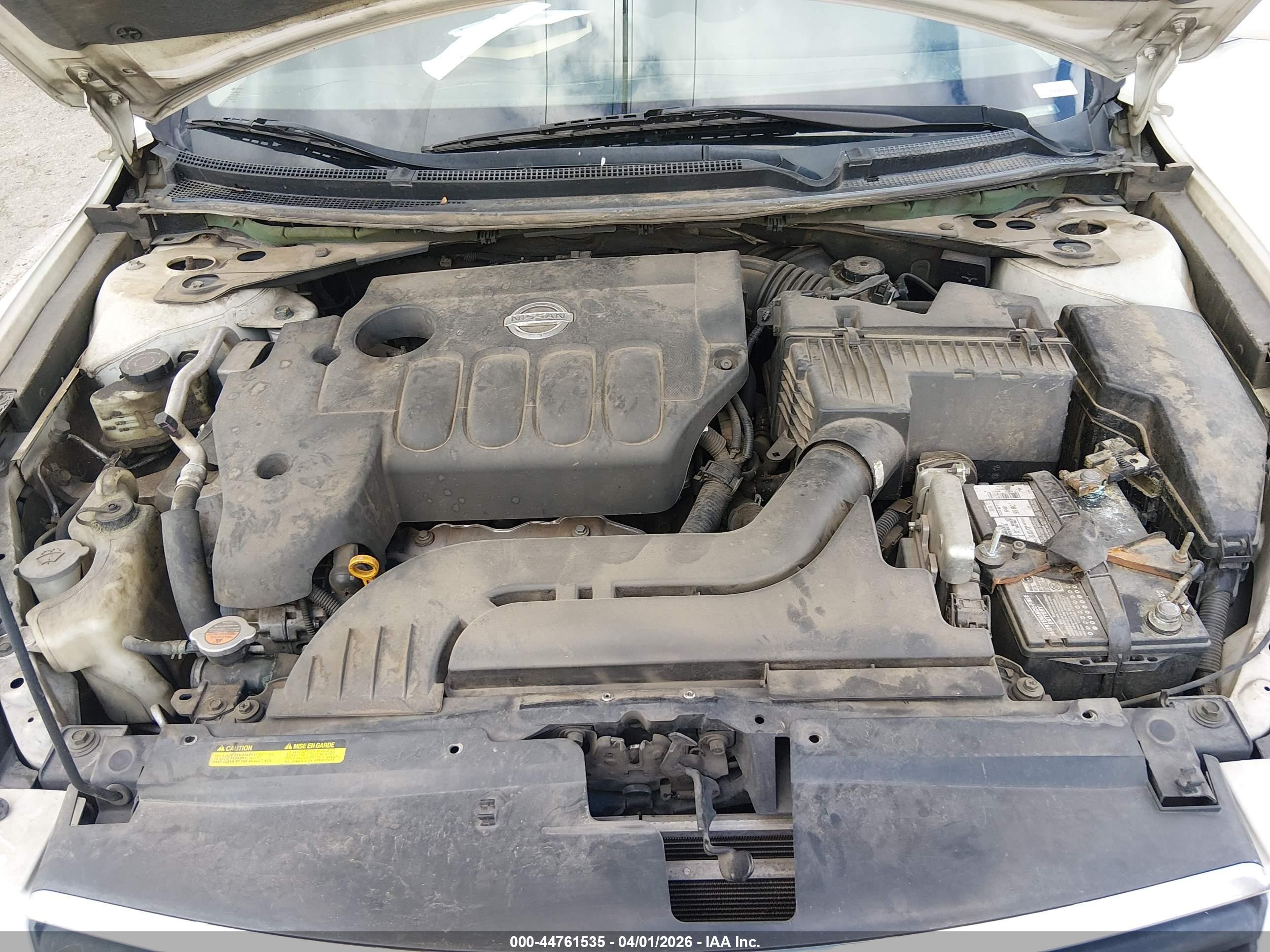 NISSAN ALTIMA image 10
