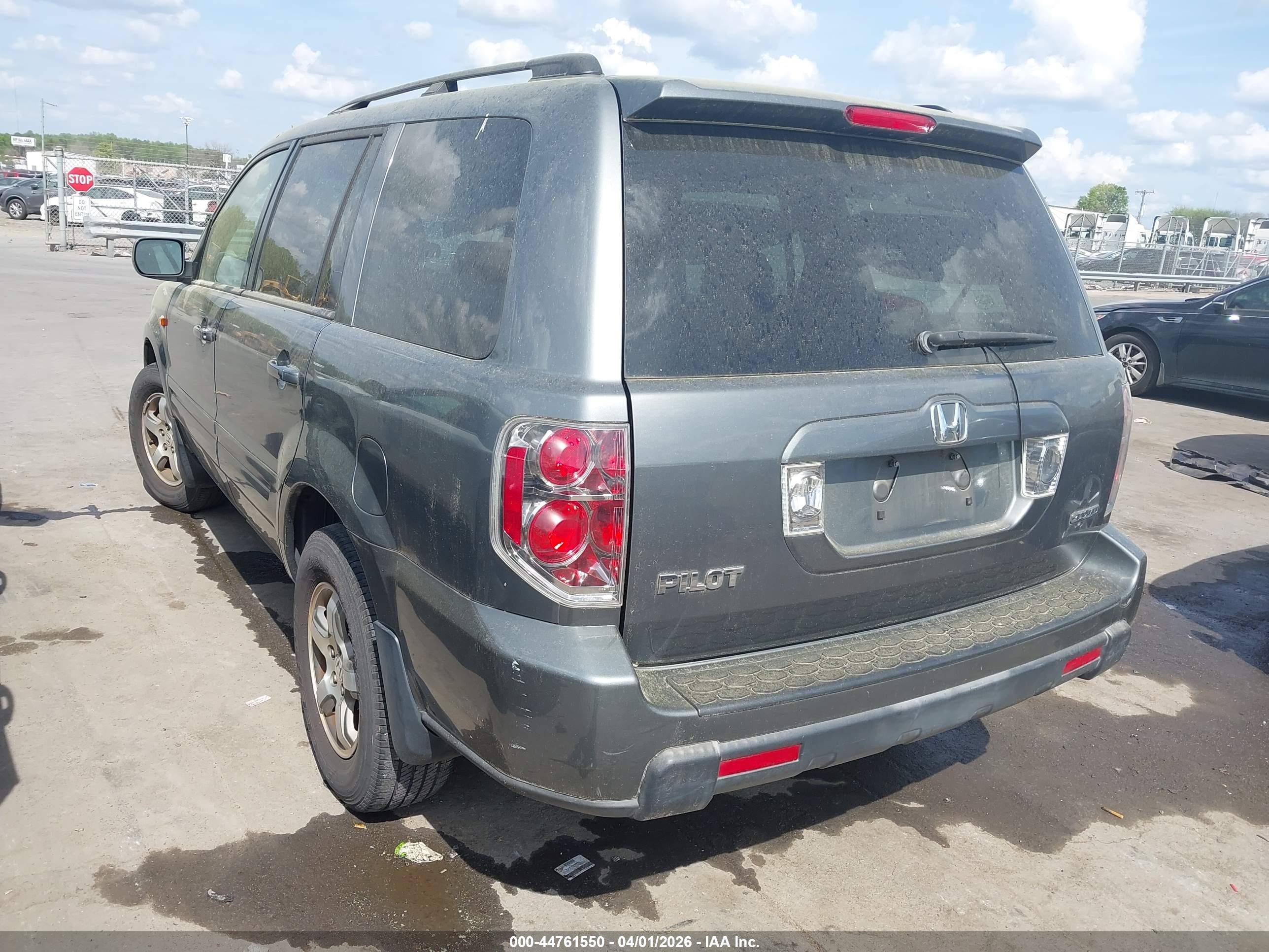 HONDA PILOT image 3