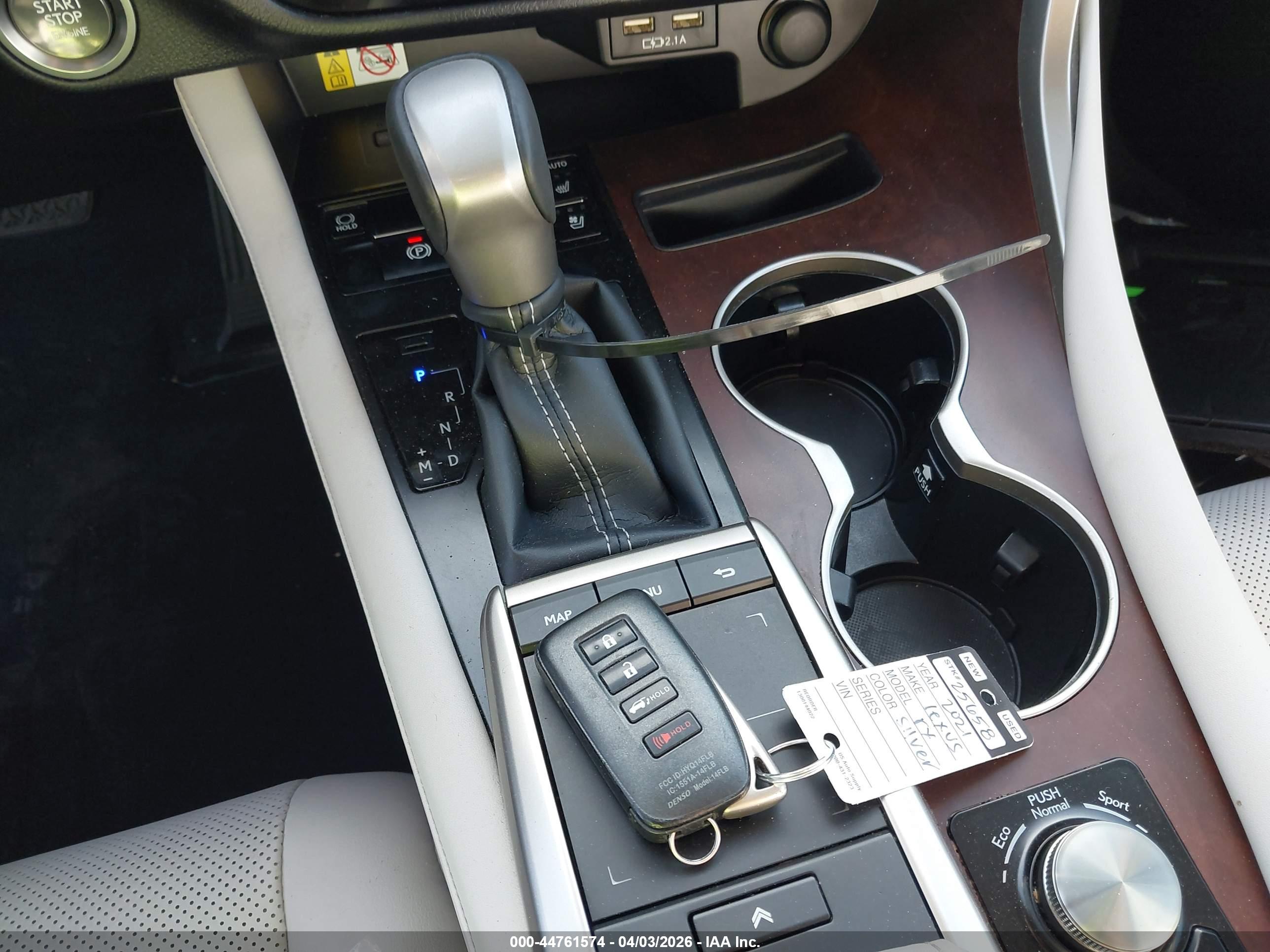 LEXUS RX image 11