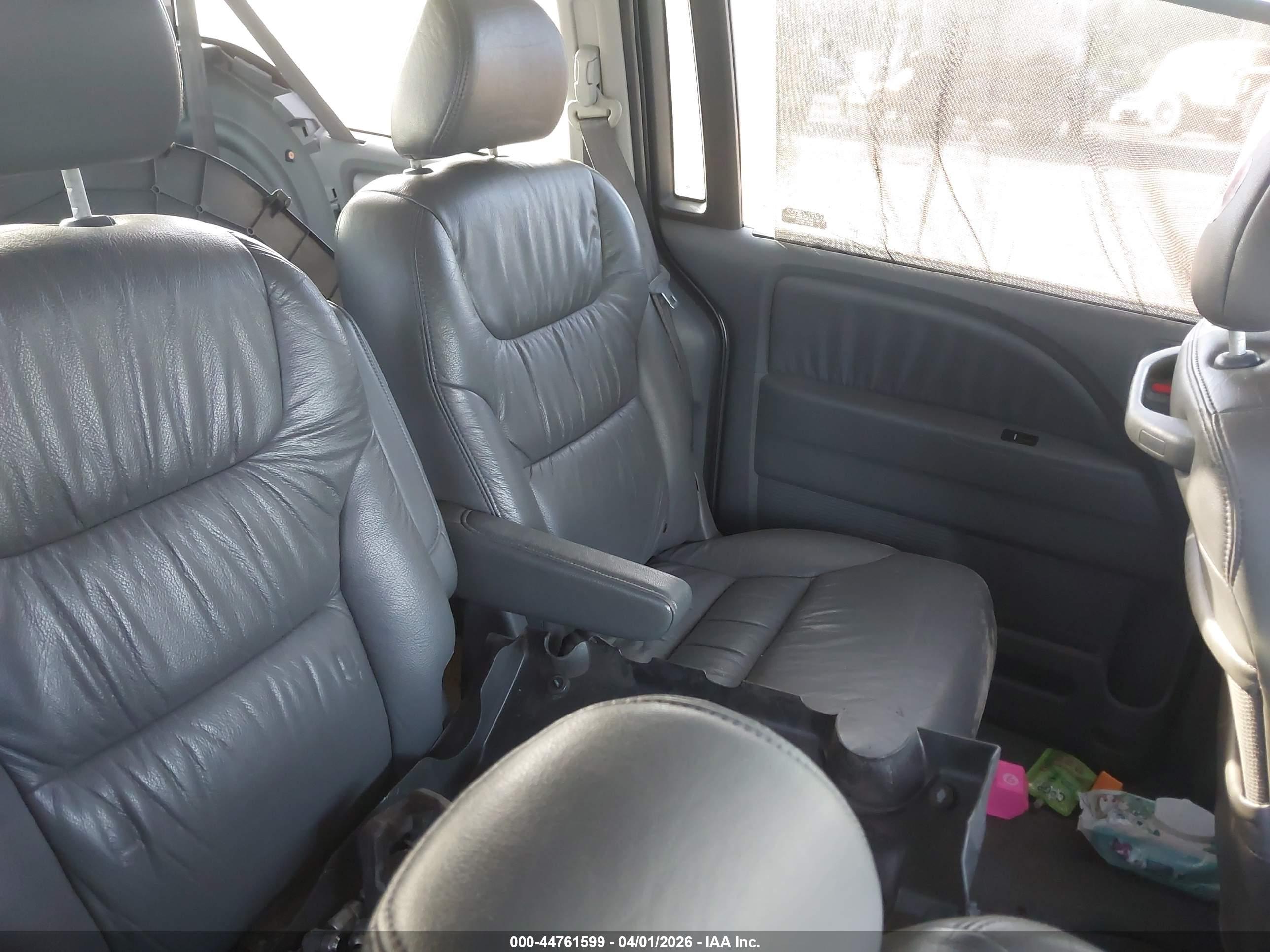 HONDA ODYSSEY image 8