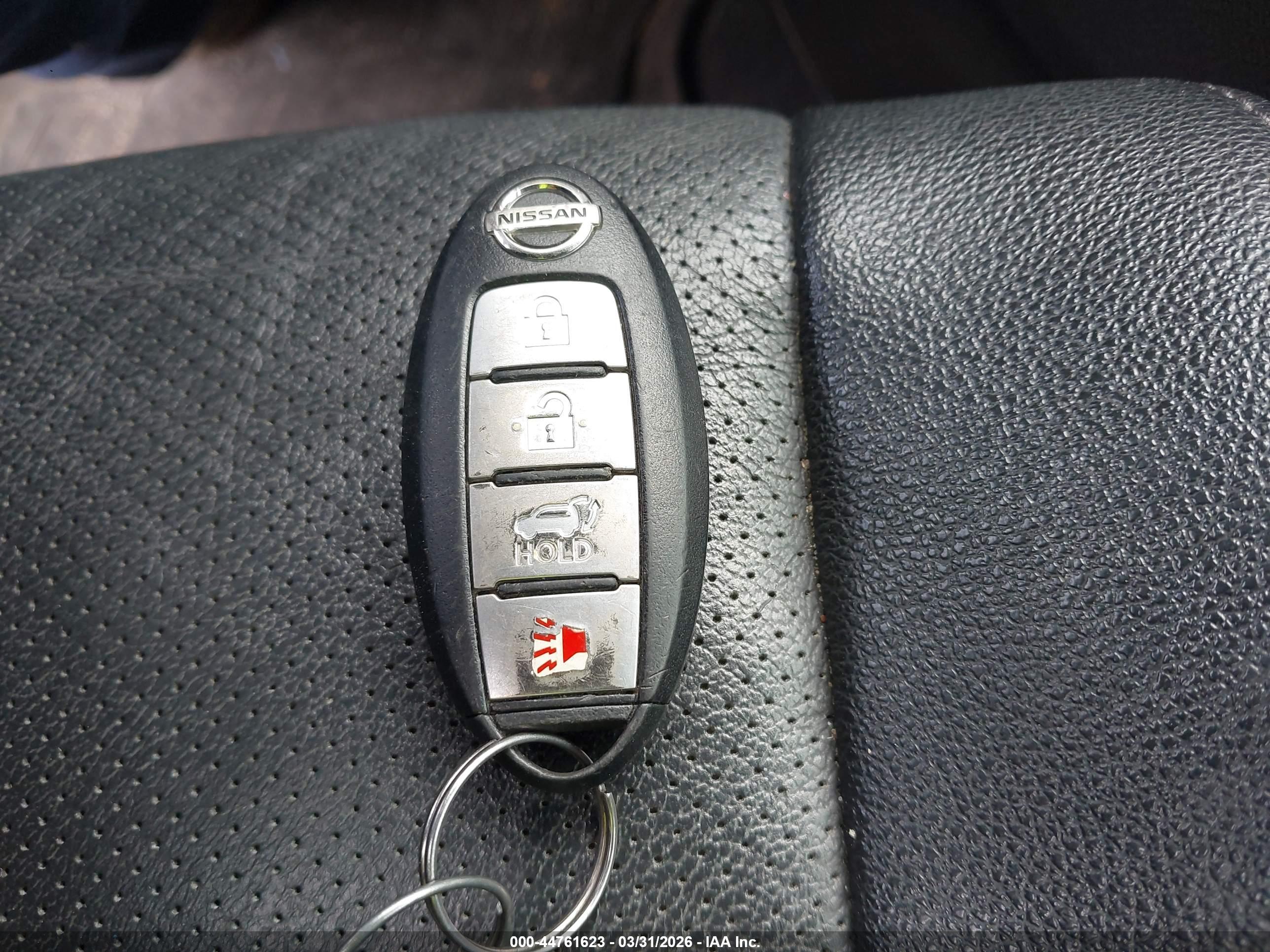 NISSAN ROGUE image 11
