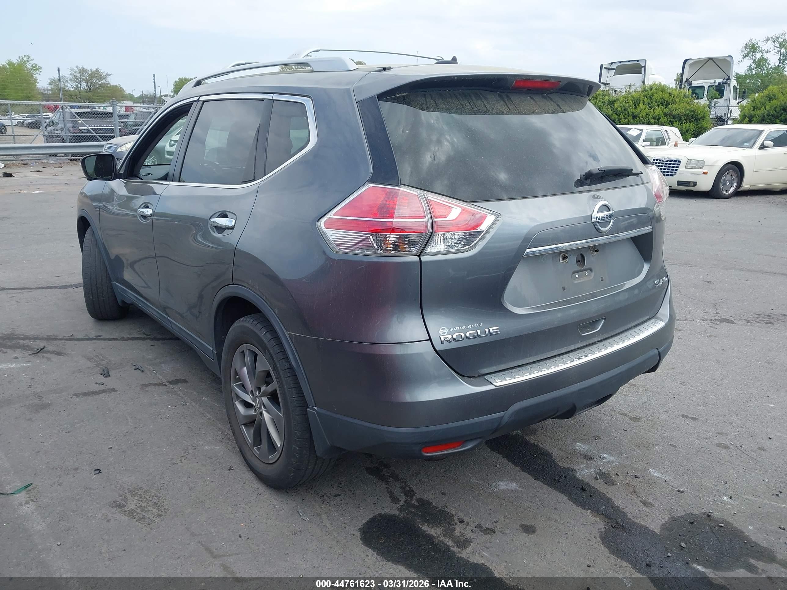 NISSAN ROGUE image 3