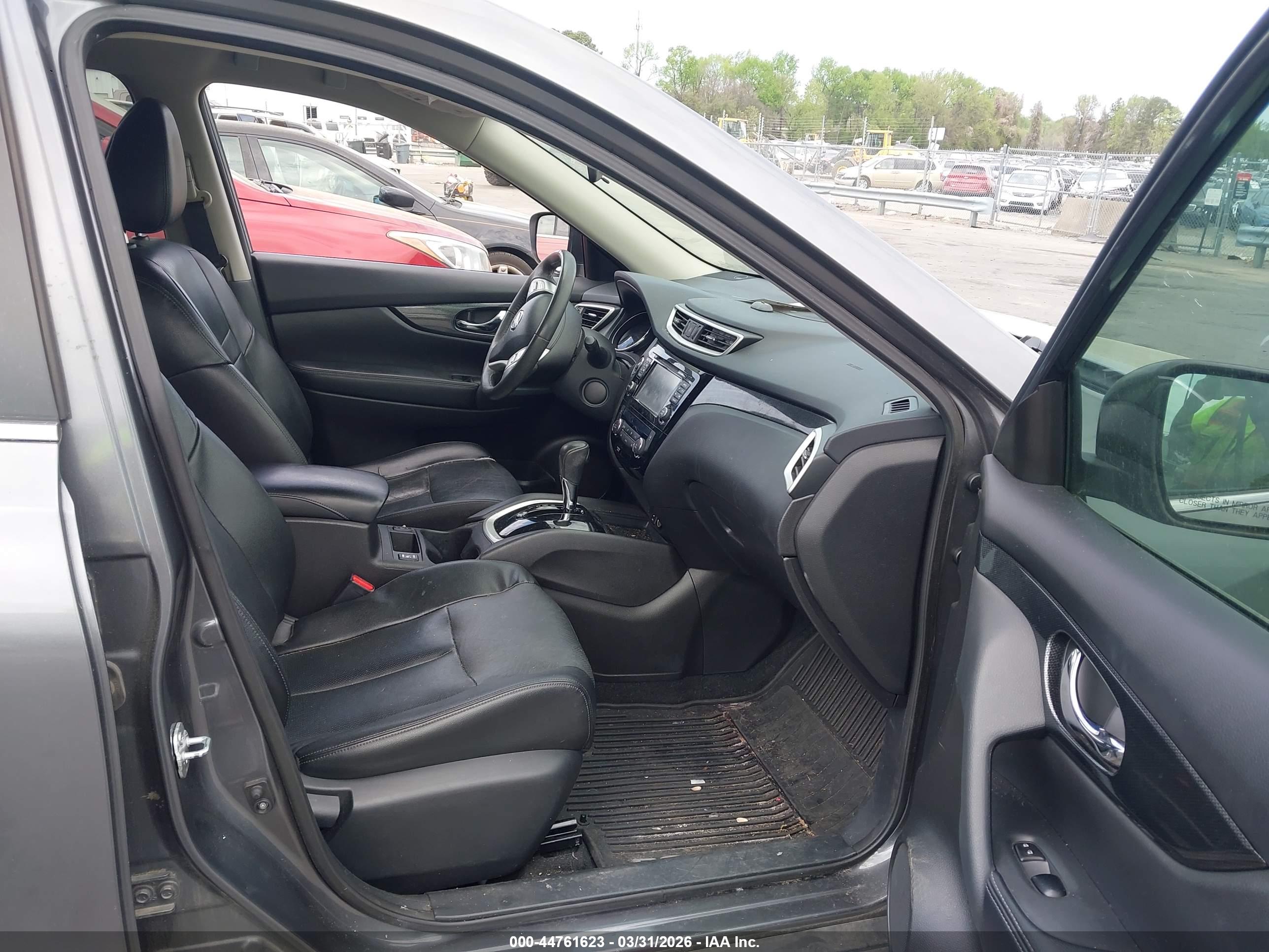 NISSAN ROGUE image 5