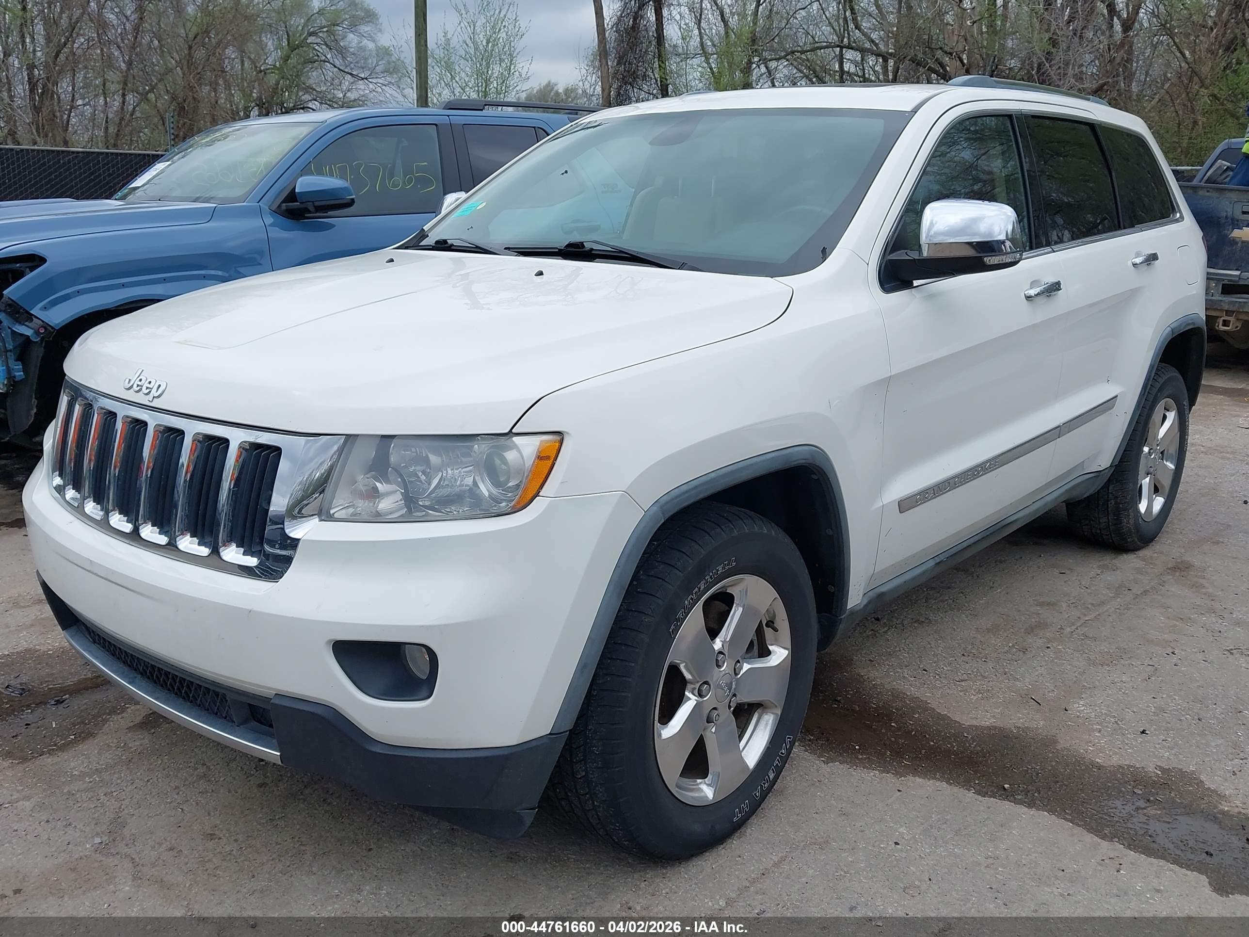 JEEP GRAND image 2