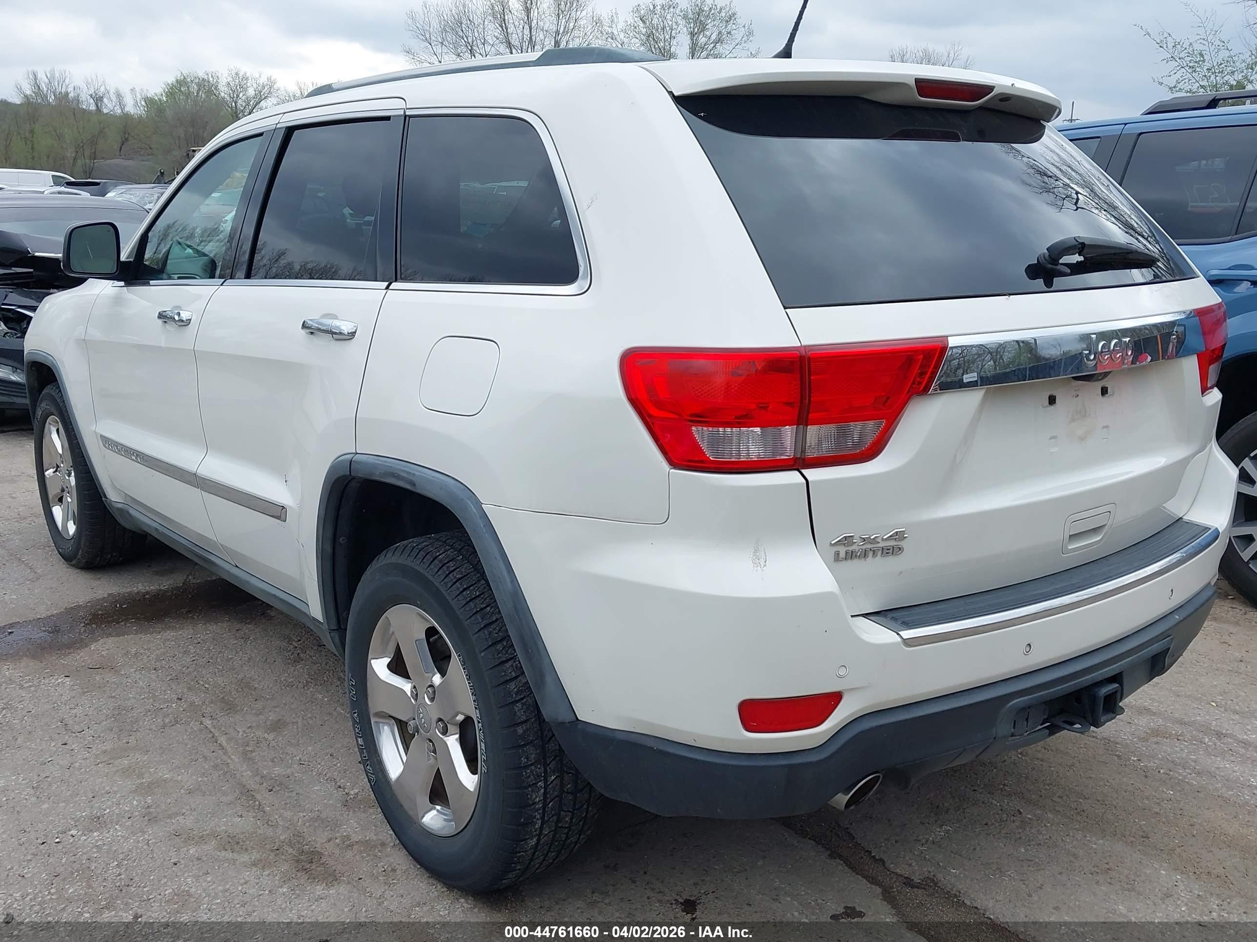 JEEP GRAND image 3